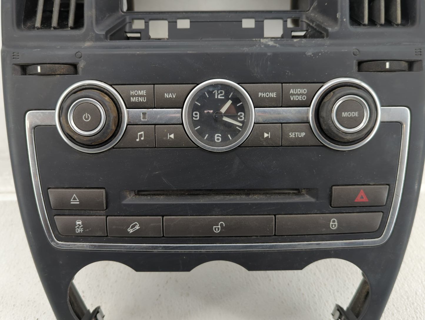 2013-2015 Land Rover Lr2 Radio Control Panel - Oemusedautoparts1.com