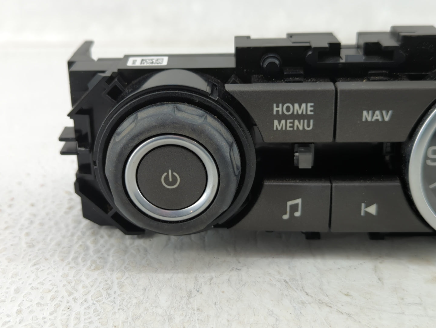 2013-2015 Land Rover Lr2 Radio Control Panel - Oemusedautoparts1.com