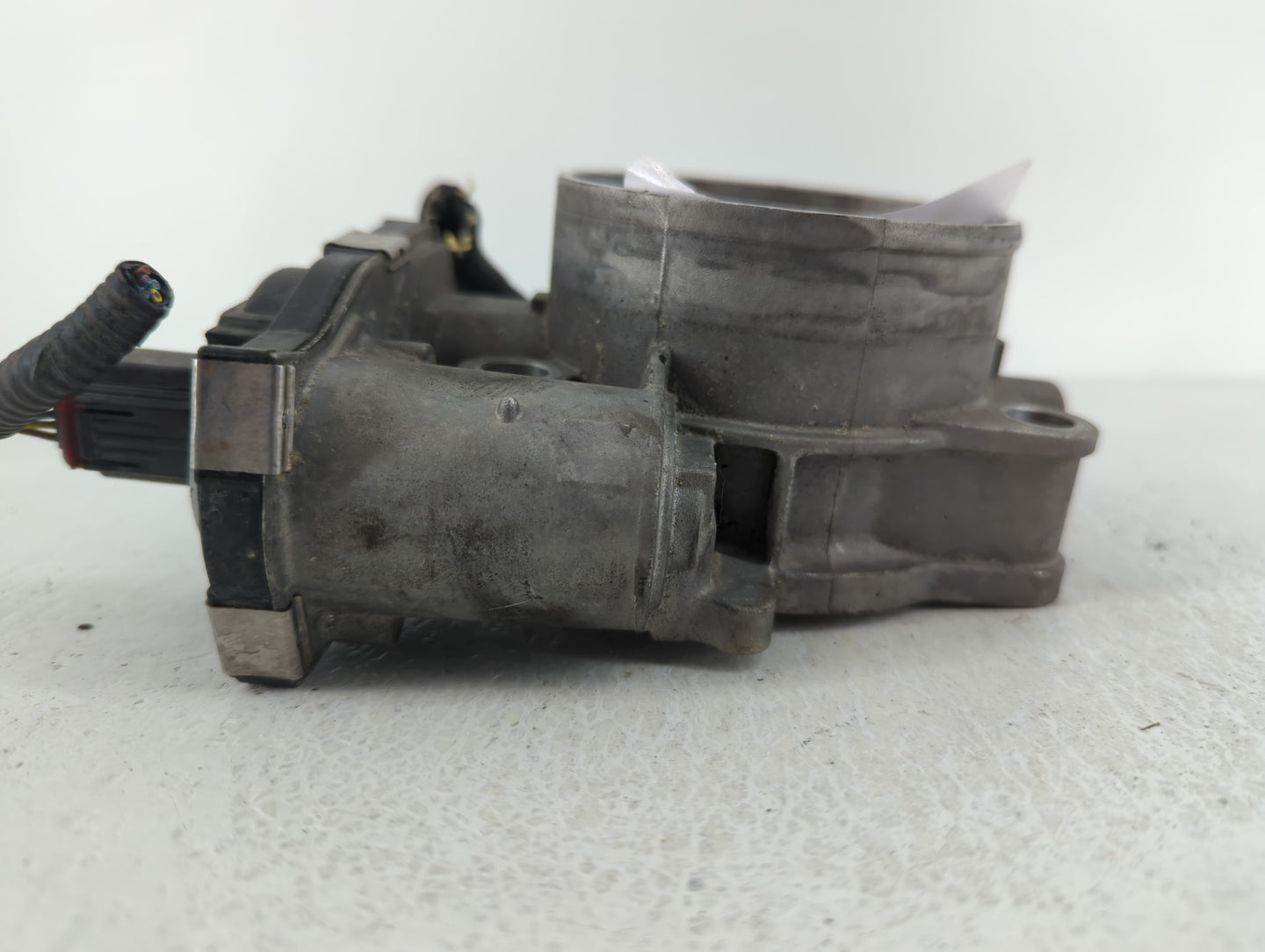 2014 Land Rover Lr4 Throttle Body P/N:DX23-9F991-AB Fits OEM Used Auto Parts - Oemusedautoparts1.com