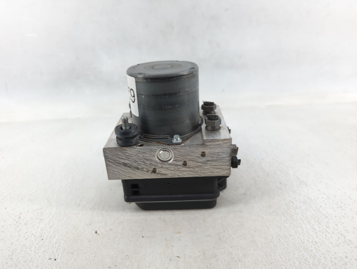 2014 Land Rover Lr4 Anti-Lock Brake ABS Pump Module Actuator OEM P/N:140409/8/1478 0 265 239 363 Fits OEM Used Auto Parts - 