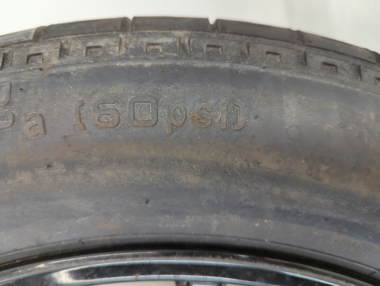 2013-2022 Land Rover Range Rover Spare Donut Tire Wheel Rim Oem - Oemusedautoparts1.com