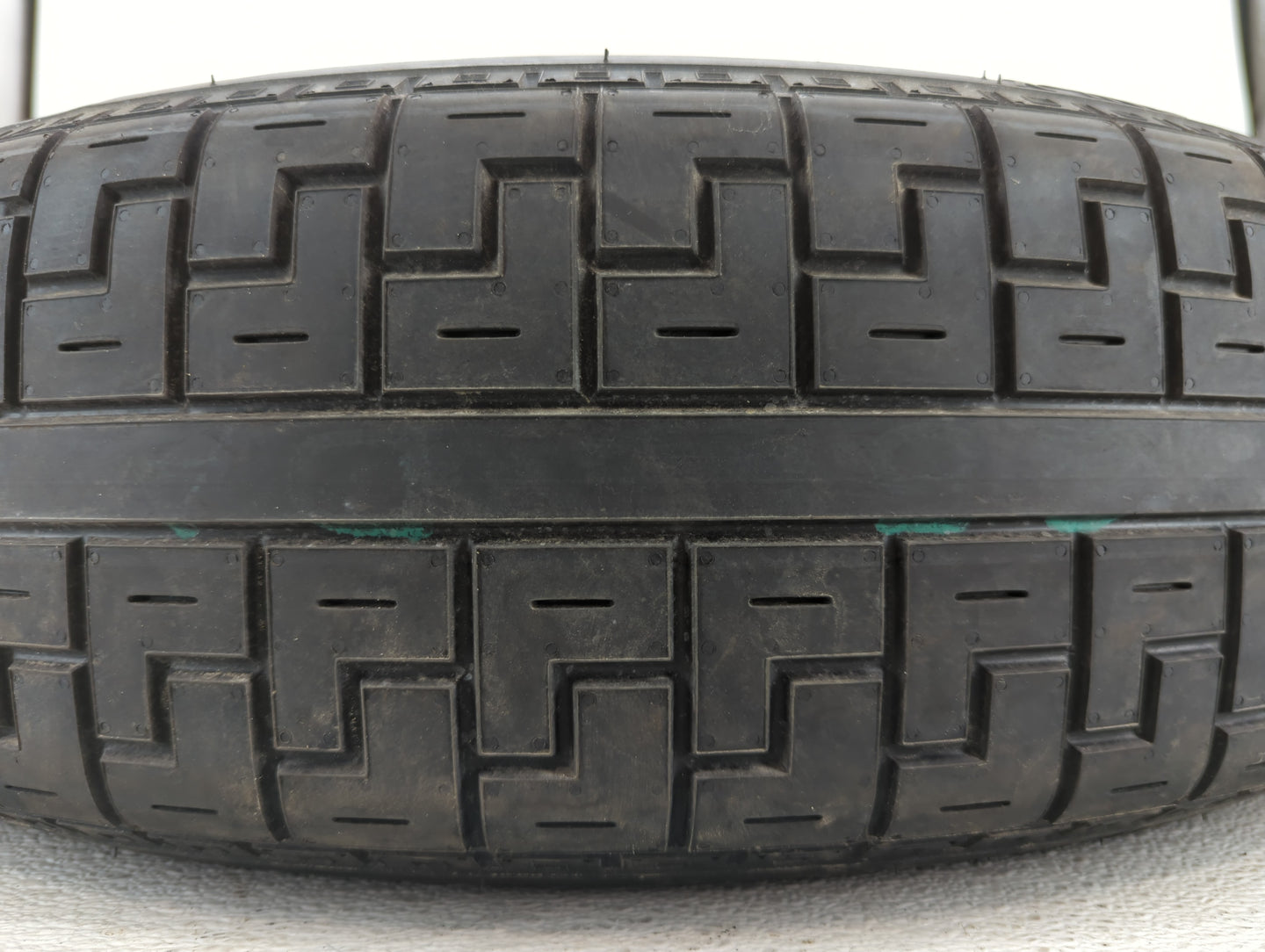 2013-2022 Land Rover Range Rover Spare Donut Tire Wheel Rim Oem - Oemusedautoparts1.com