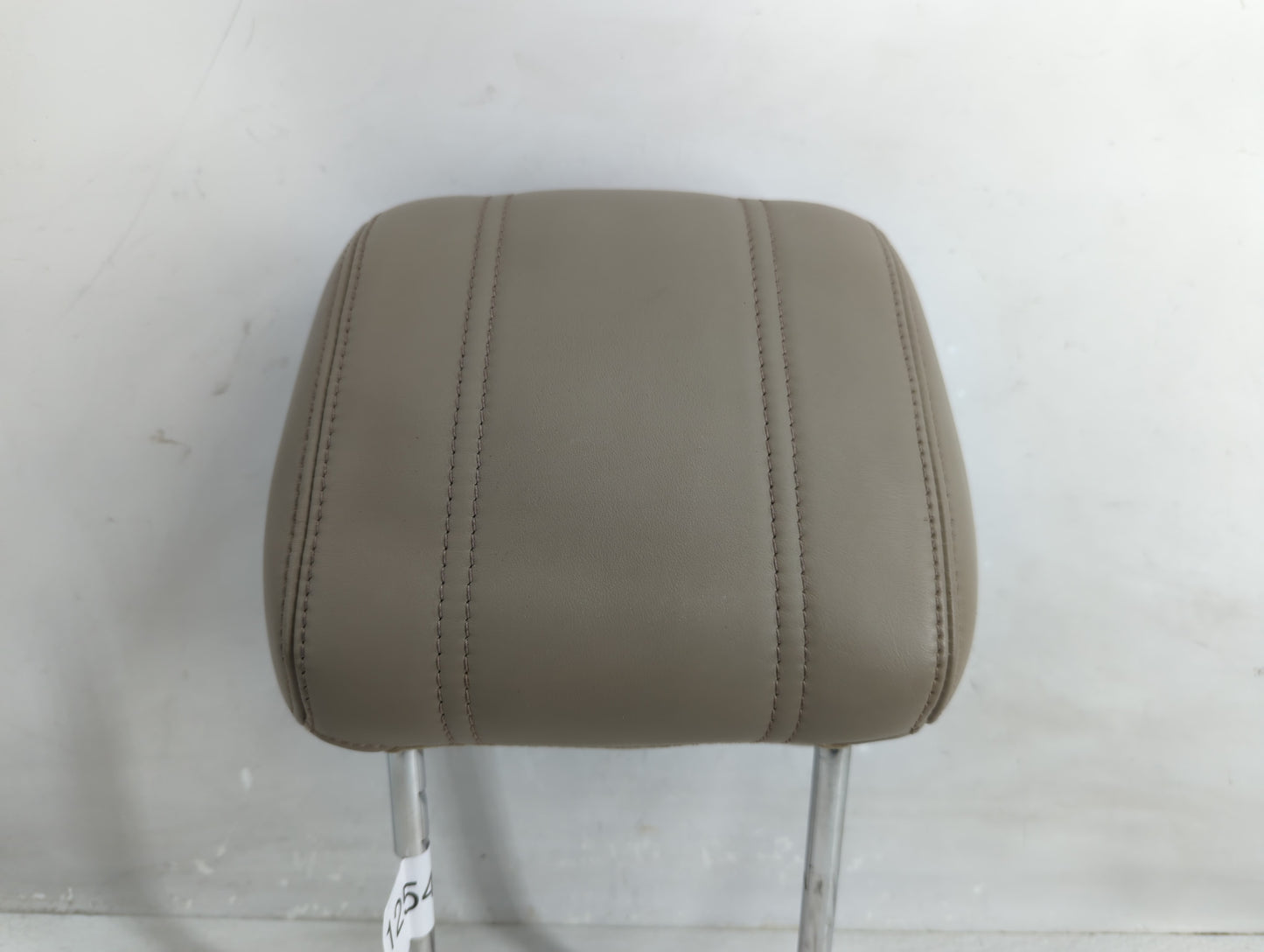 2014 Land Rover Range Rover Headrest Head Rest Front Driver Passenger Seat Fits OEM Used Auto Parts - Oemusedautoparts1.com