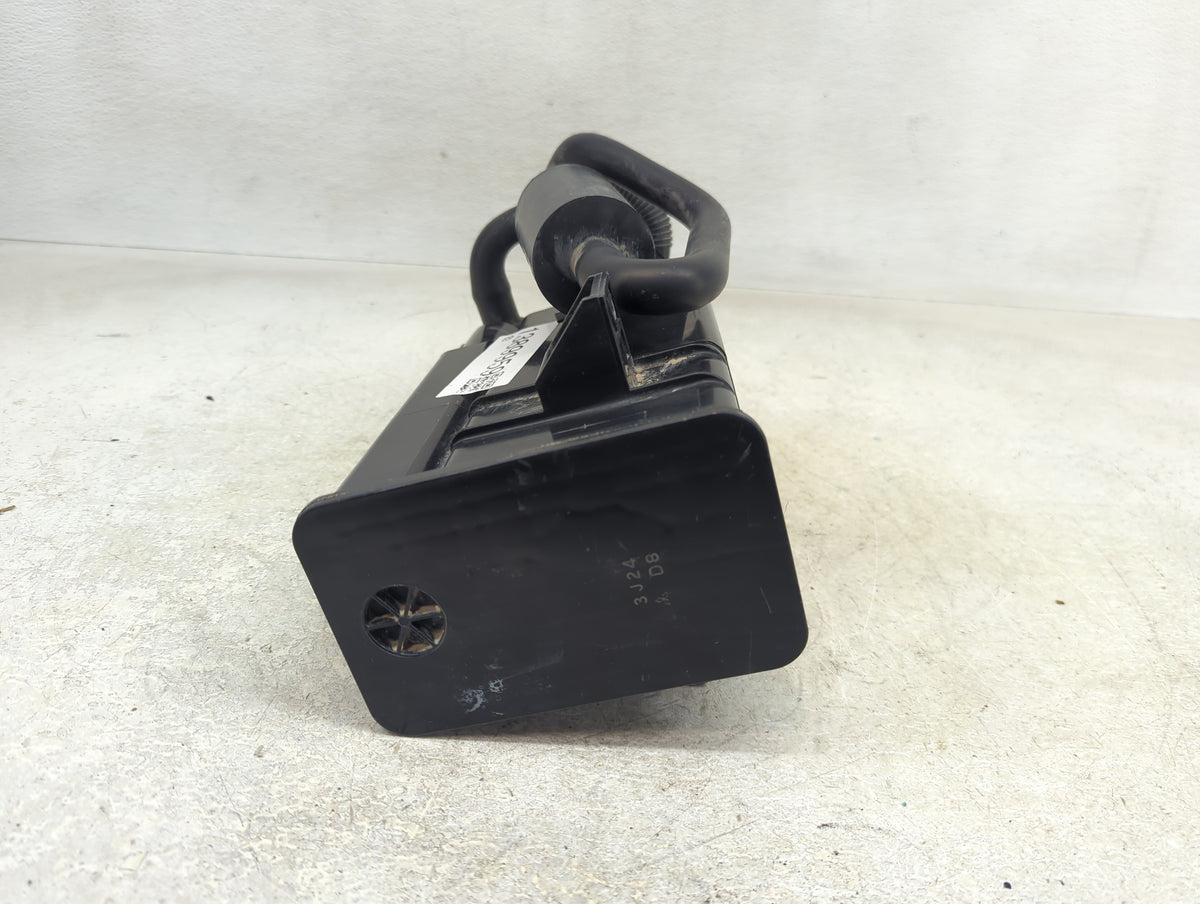 2014 Land Rover Range Rover Fuel Vapor Charcoal Canister - Oemusedautoparts1.com