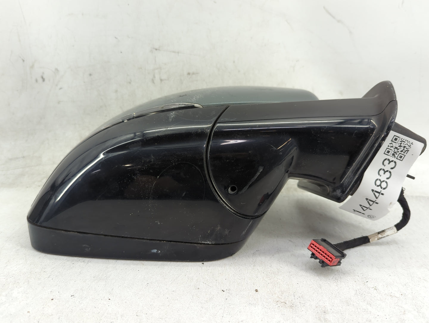 2014-2017 Land Rover Range Rover Passenger Side View Mirror - Right Door Mirror OEM Used - Oemusedautoparts1.com