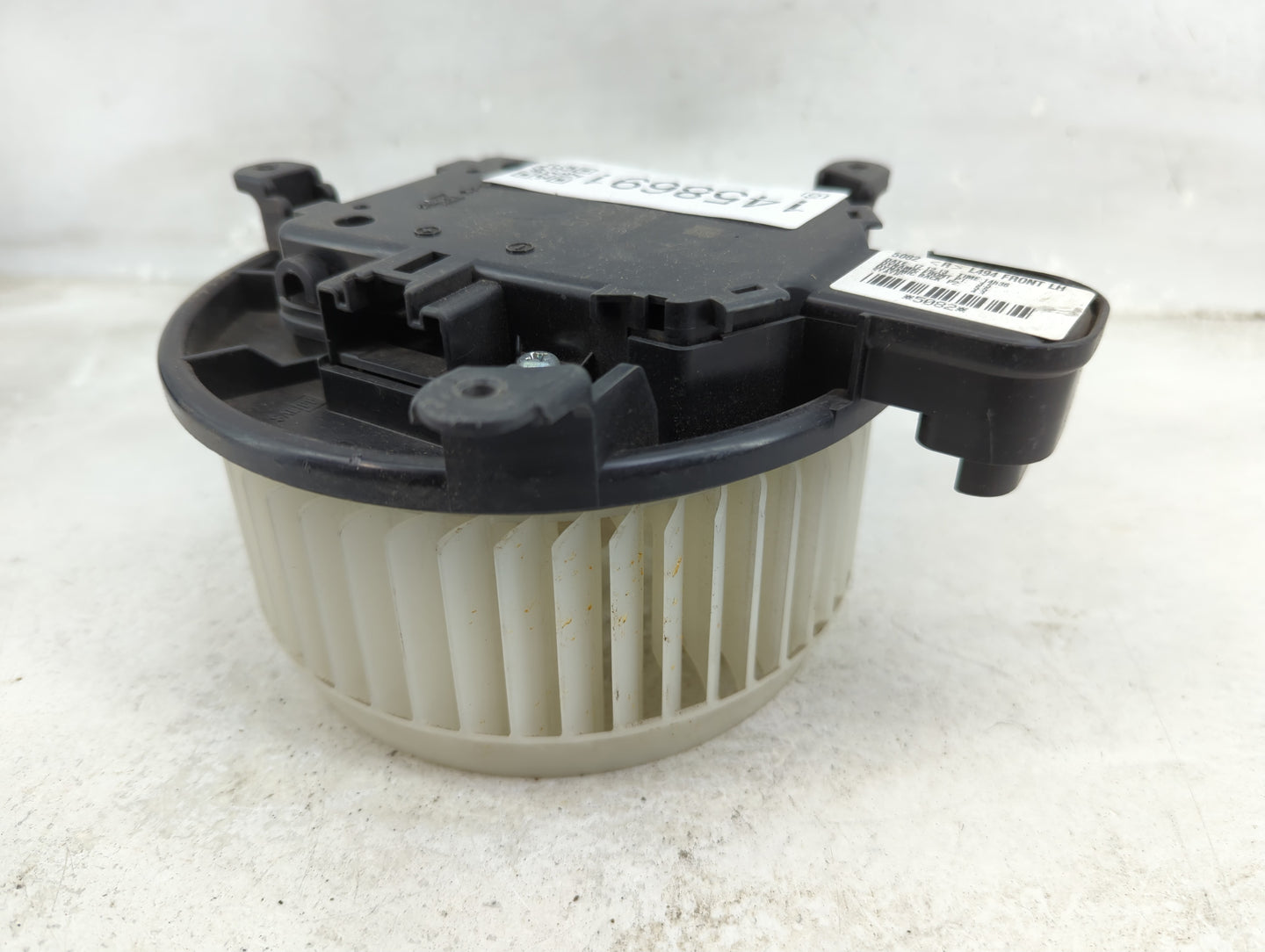 2014 Land Rover Range Rover Heater AC Blower Motor P/N:5082 Fits OEM Used Auto Parts - Oemusedautoparts1.com