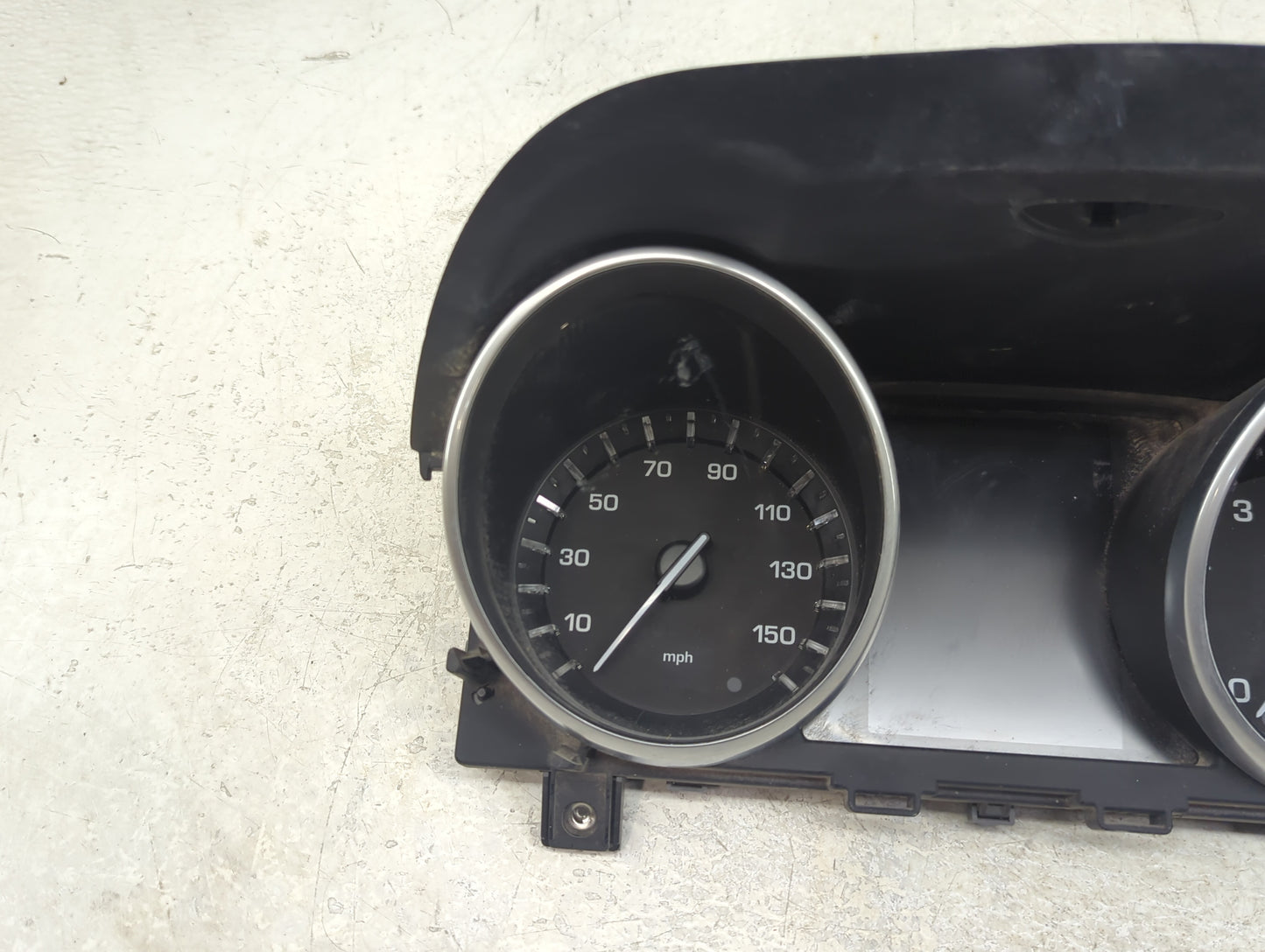 2014-2015 Land Rover Range Rover Evoque Instrument Cluster Speedometer Gauges P/N:EJ3210849CF Fits Fits 2014 2015 OEM Used A