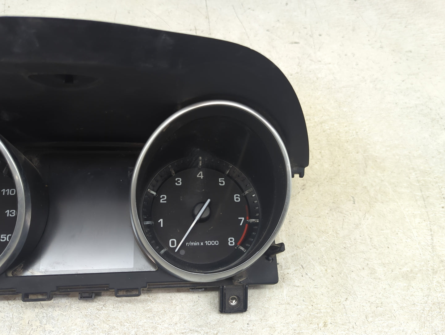 2014-2015 Land Rover Range Rover Evoque Instrument Cluster Speedometer Gauges P/N:EJ3210849CF Fits Fits 2014 2015 OEM Used A