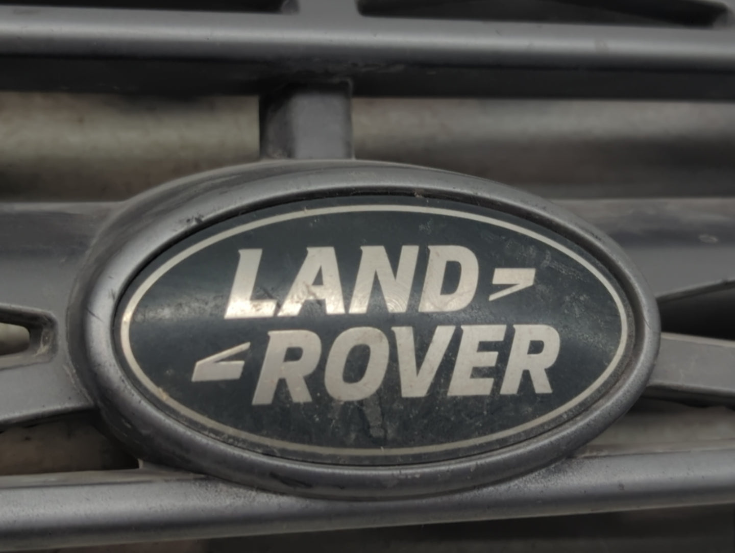 Land Rover Range Rover Evoque Front Grille Bumper Not Included - Oemusedautoparts1.com