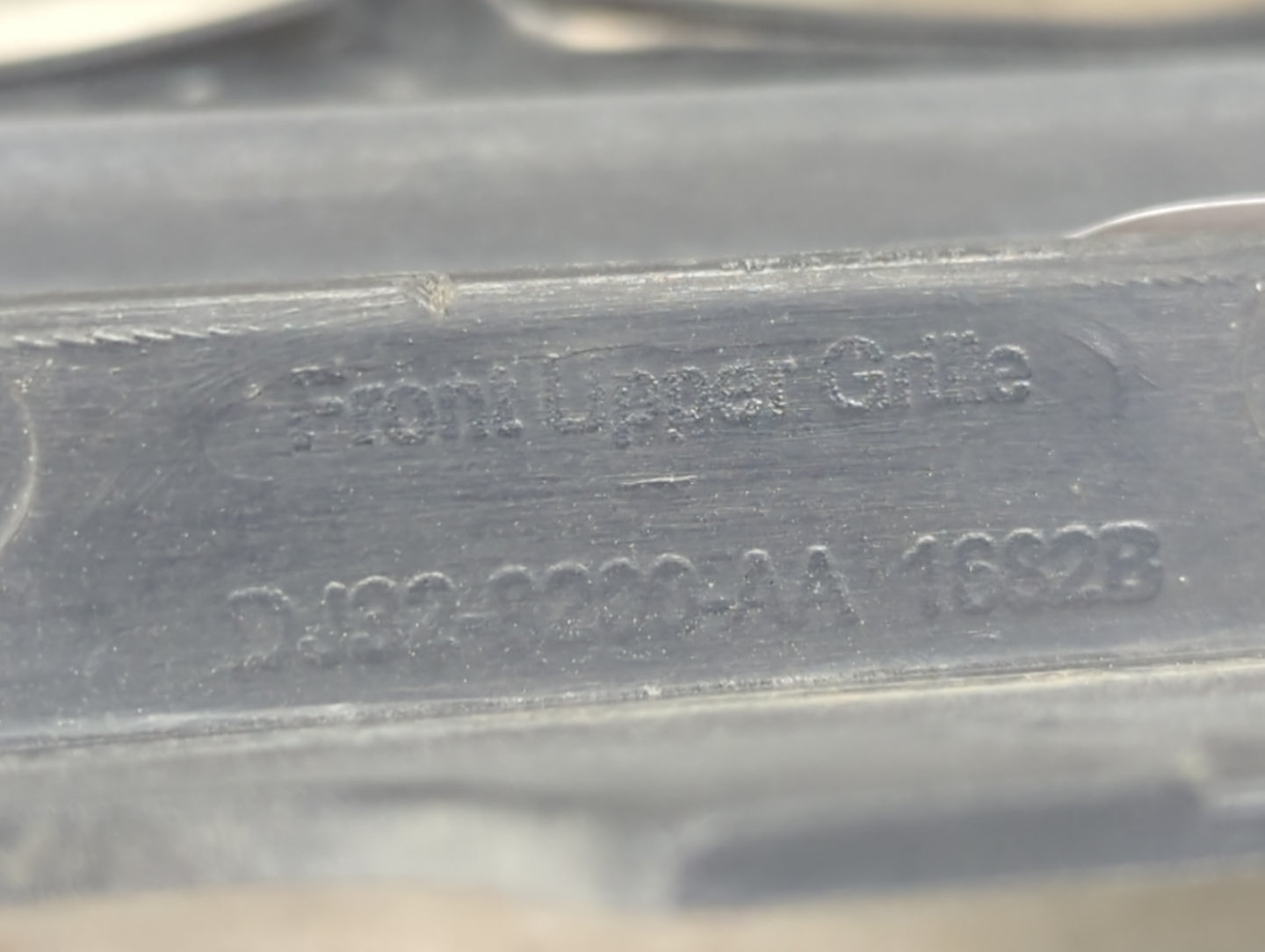 Land Rover Range Rover Evoque Front Grille Bumper Not Included - Oemusedautoparts1.com