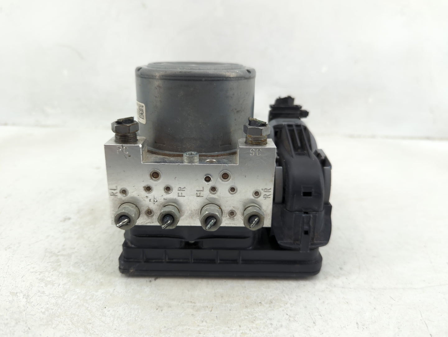 2014-2015 Land Rover Range Rover Evoque ABS Pump Control Module Replacement P/N:A426R - 13W50 Fits Fits 2014 2015 OEM Used A