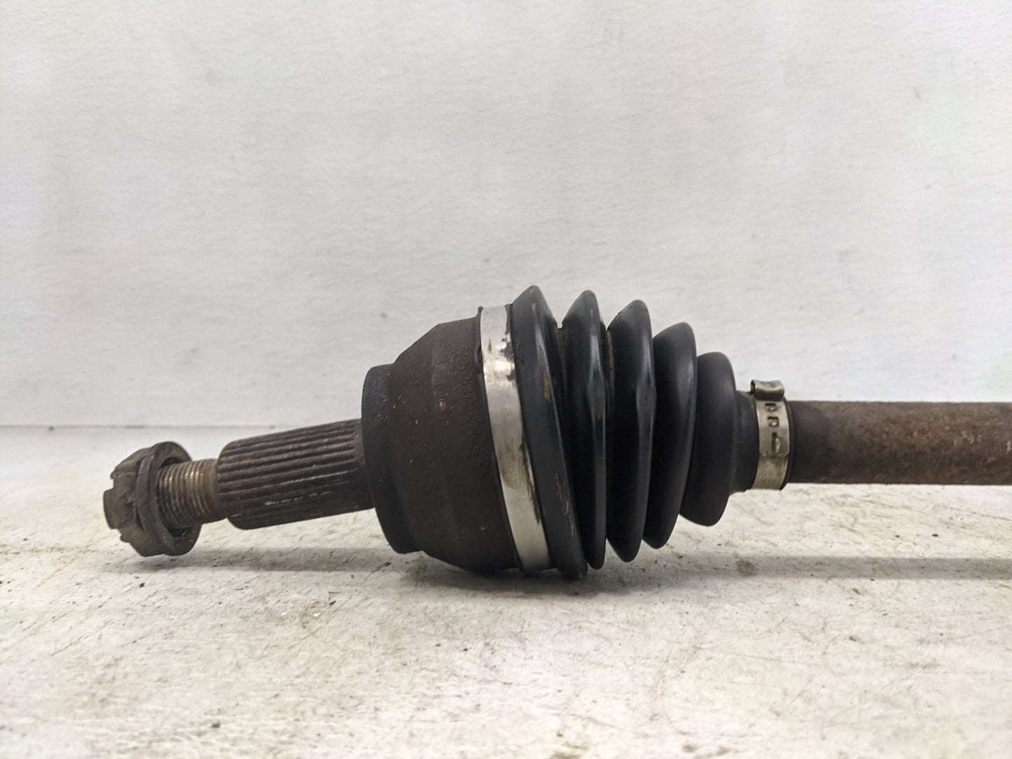 2012-2017 Land Rover Range Rover Evoque Axle Shaft Front Driver Cv C/v - Oemusedautoparts1.com