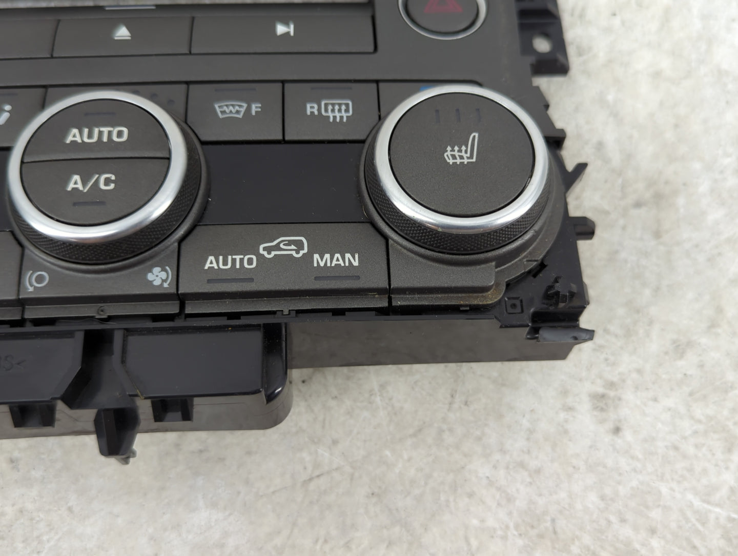 2014-2015 Land Rover Range Rover Evoque Climate Control Module Temperature AC/Heater Replacement P/N:EJ32-14C239-HB Fits OEM