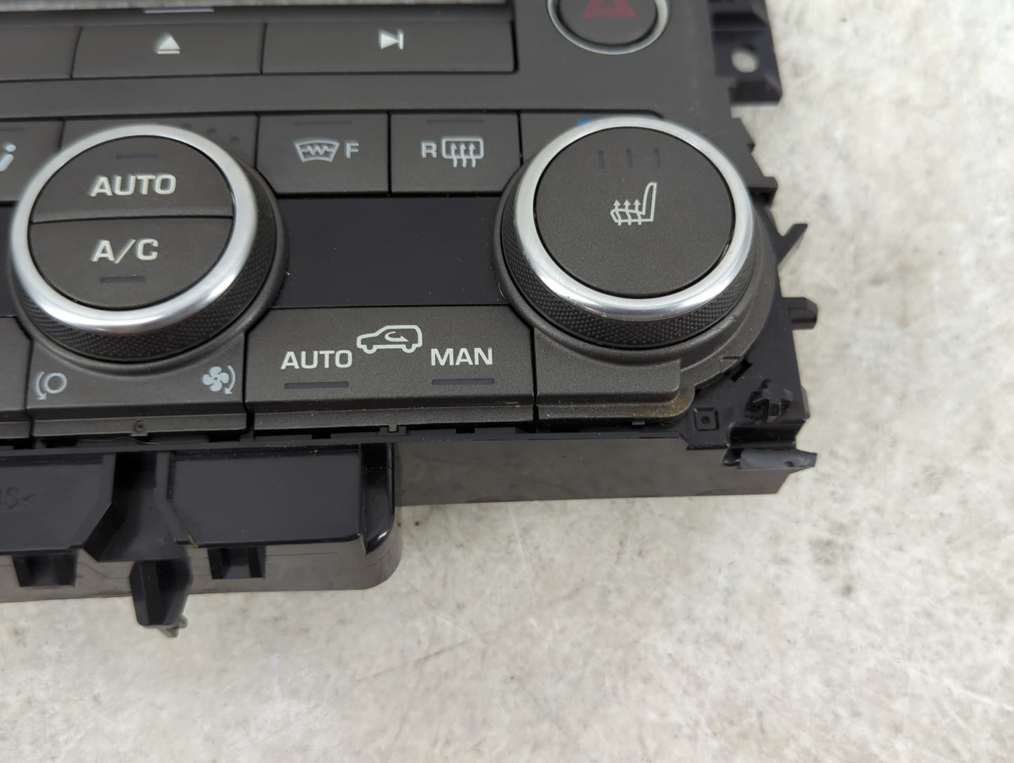 2014-2015 Land Rover Range Rover Evoque Climate Control Module Temperature AC/Heater Replacement P/N:EJ32-14C239-HB Fits OEM