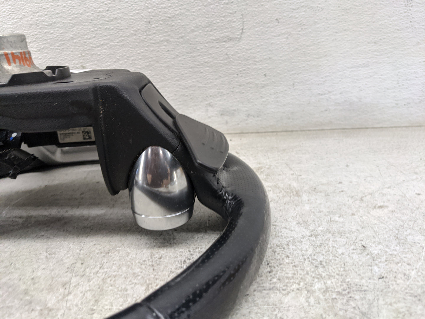 2014 Land Rover Range Rover Sport Steering Wheel Oem Black - Oemusedautoparts1.com