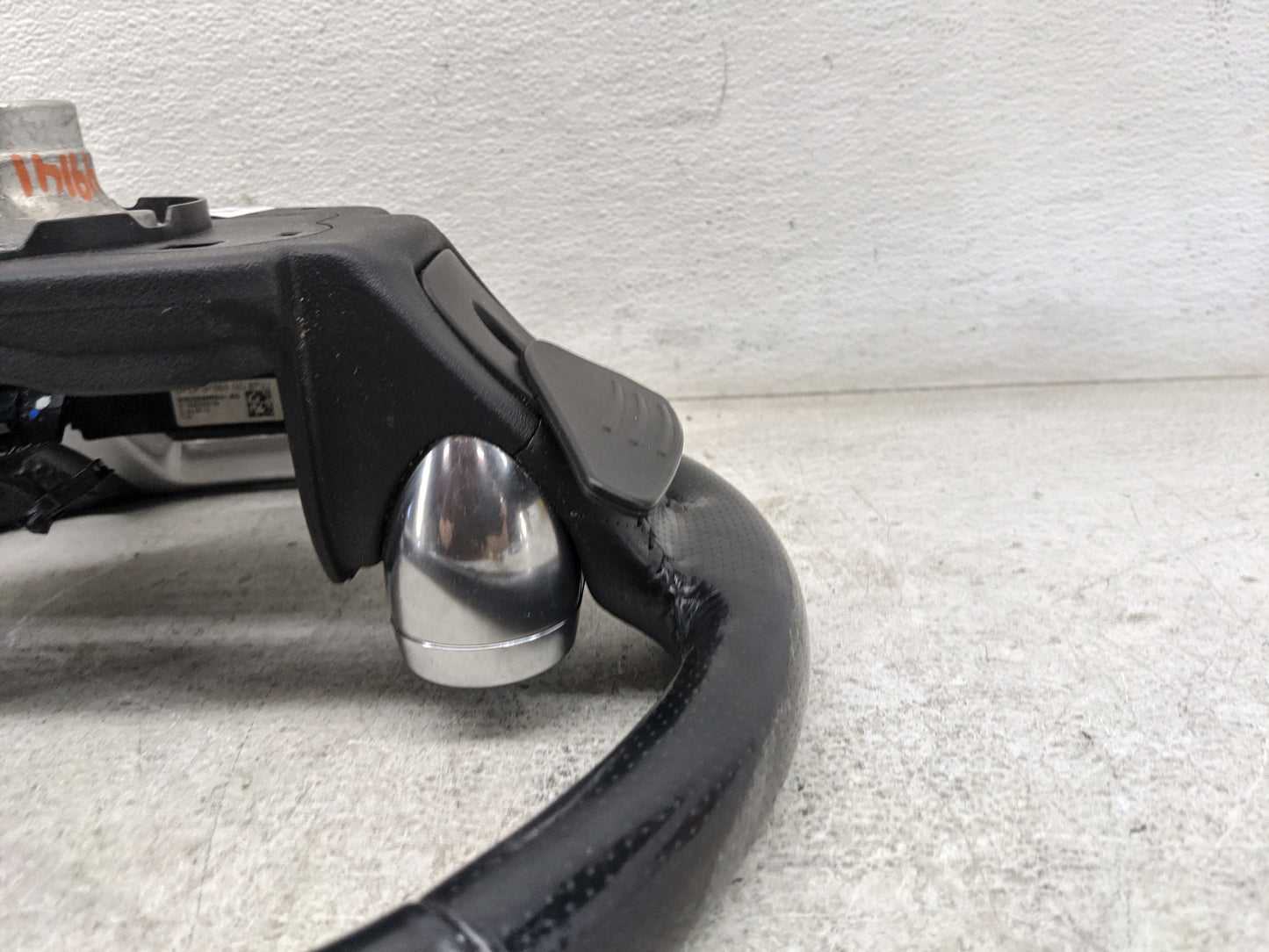 2014 Land Rover Range Rover Sport Steering Wheel Oem Black - Oemusedautoparts1.com