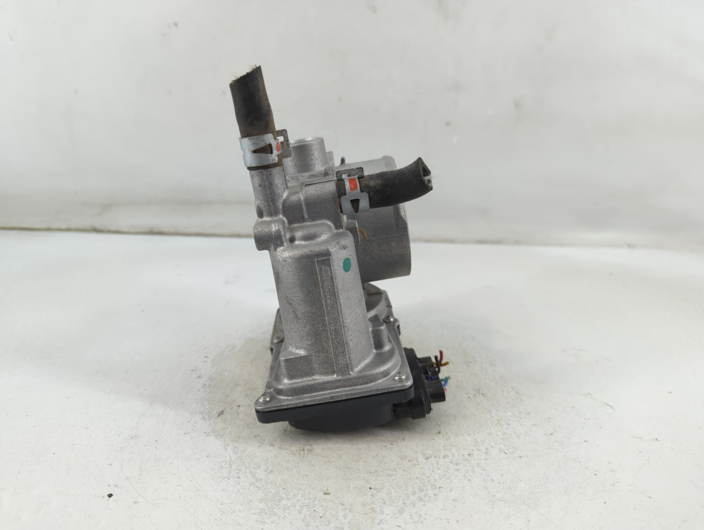 2011-2017 Lexus Ct200h Throttle Body P/N:142002R26 4C04GG538 Fits OEM Used Auto Parts - Oemusedautoparts1.com