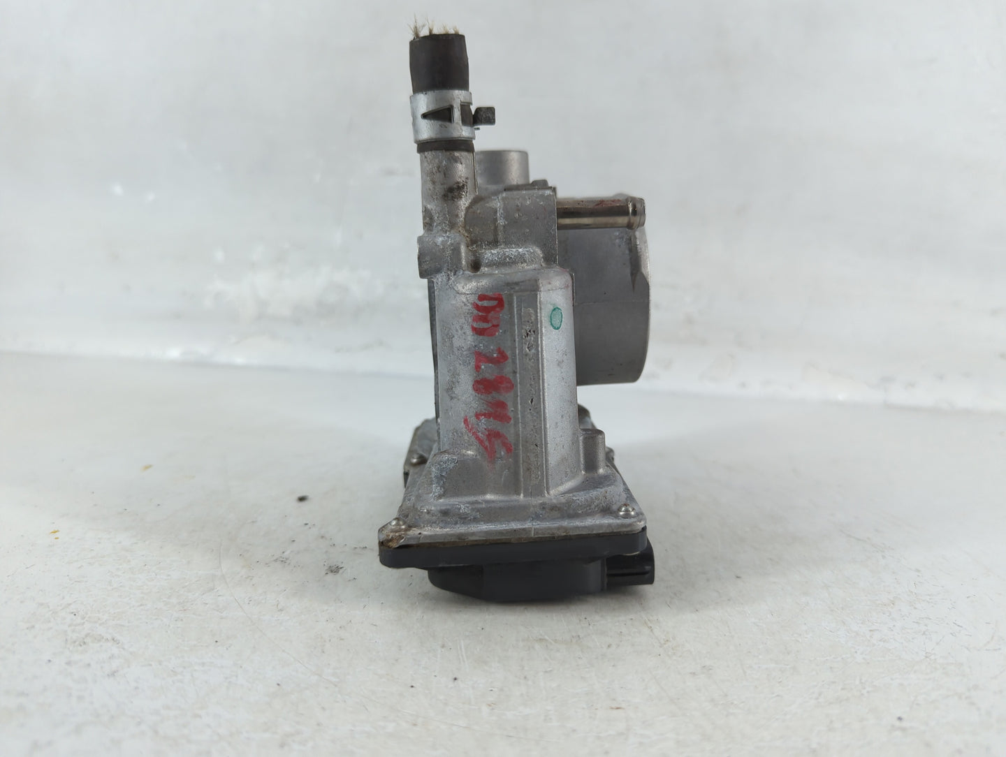 2011-2017 Lexus Ct200h Throttle Body P/N:142002R26 4C04GG538 Fits OEM Used Auto Parts - Oemusedautoparts1.com