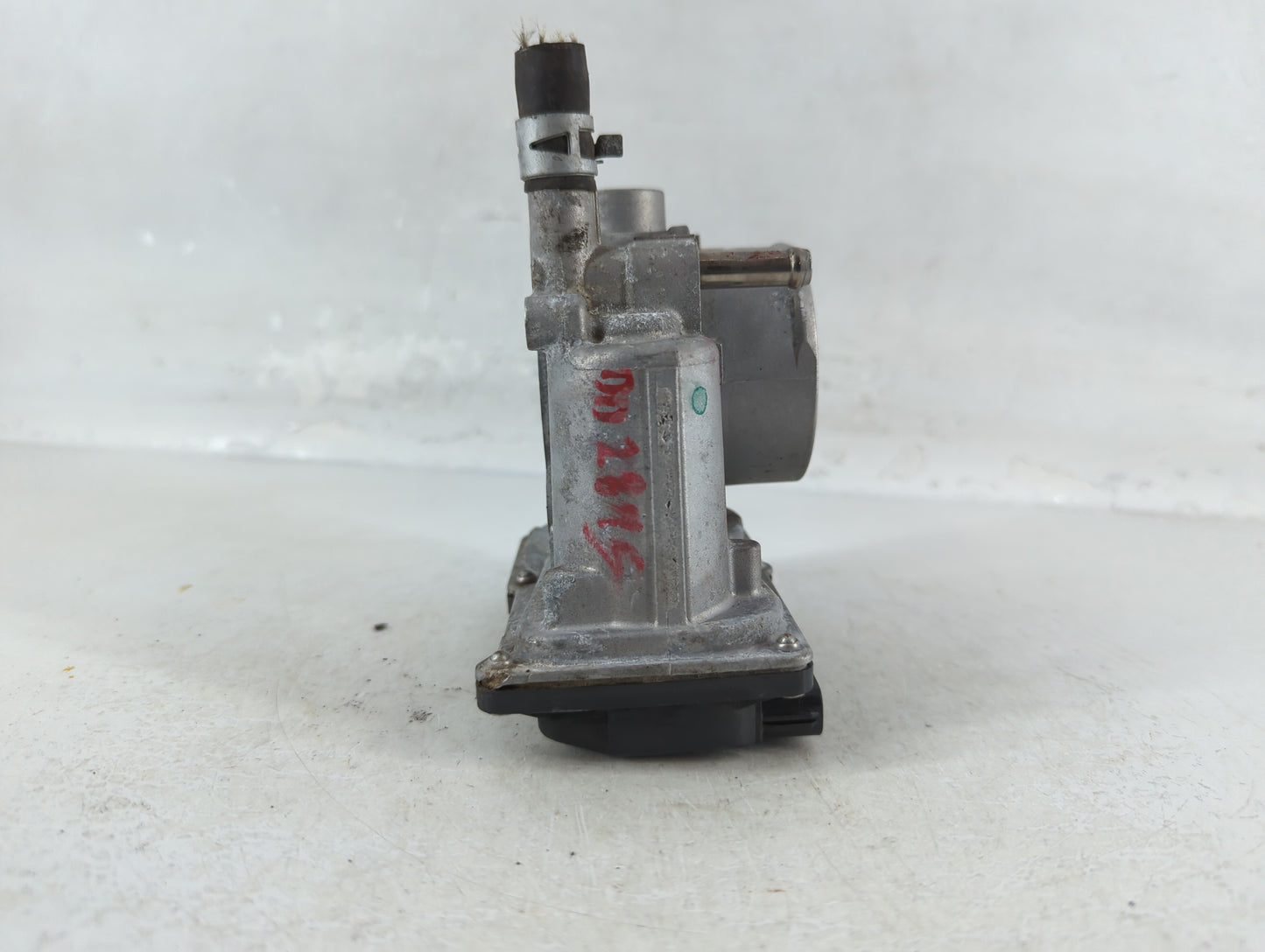 2011-2017 Lexus Ct200h Throttle Body P/N:142002R26 4C04GG538 Fits OEM Used Auto Parts - Oemusedautoparts1.com