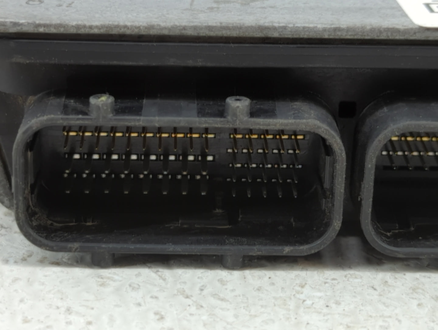 2013-2014 Lexus Es300h PCM Engine Control Computer ECU ECM PCU OEM P/N:89661-33L20 Fits Fits 2013 2014 OEM Used Auto Parts -