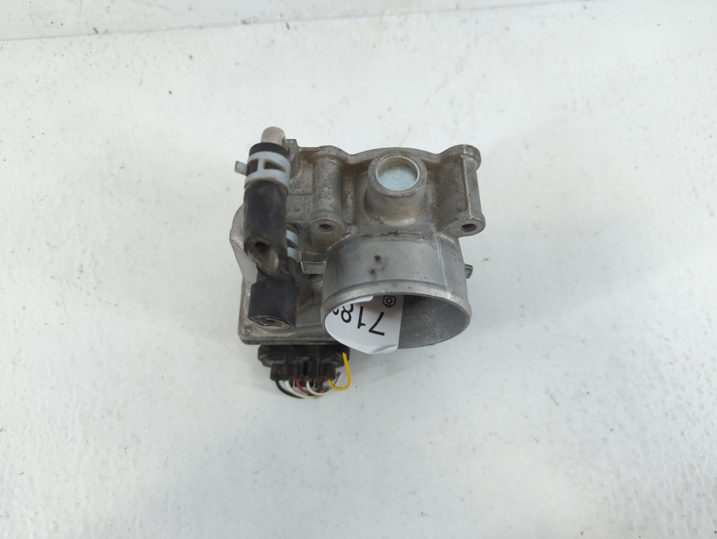 2013-2018 Lexus Es300h Throttle Body P/N:22030-36020 Fits Fits 2012 2013 2014 2015 2016 2017 2018 2019 2020 2021 OEM Used Au