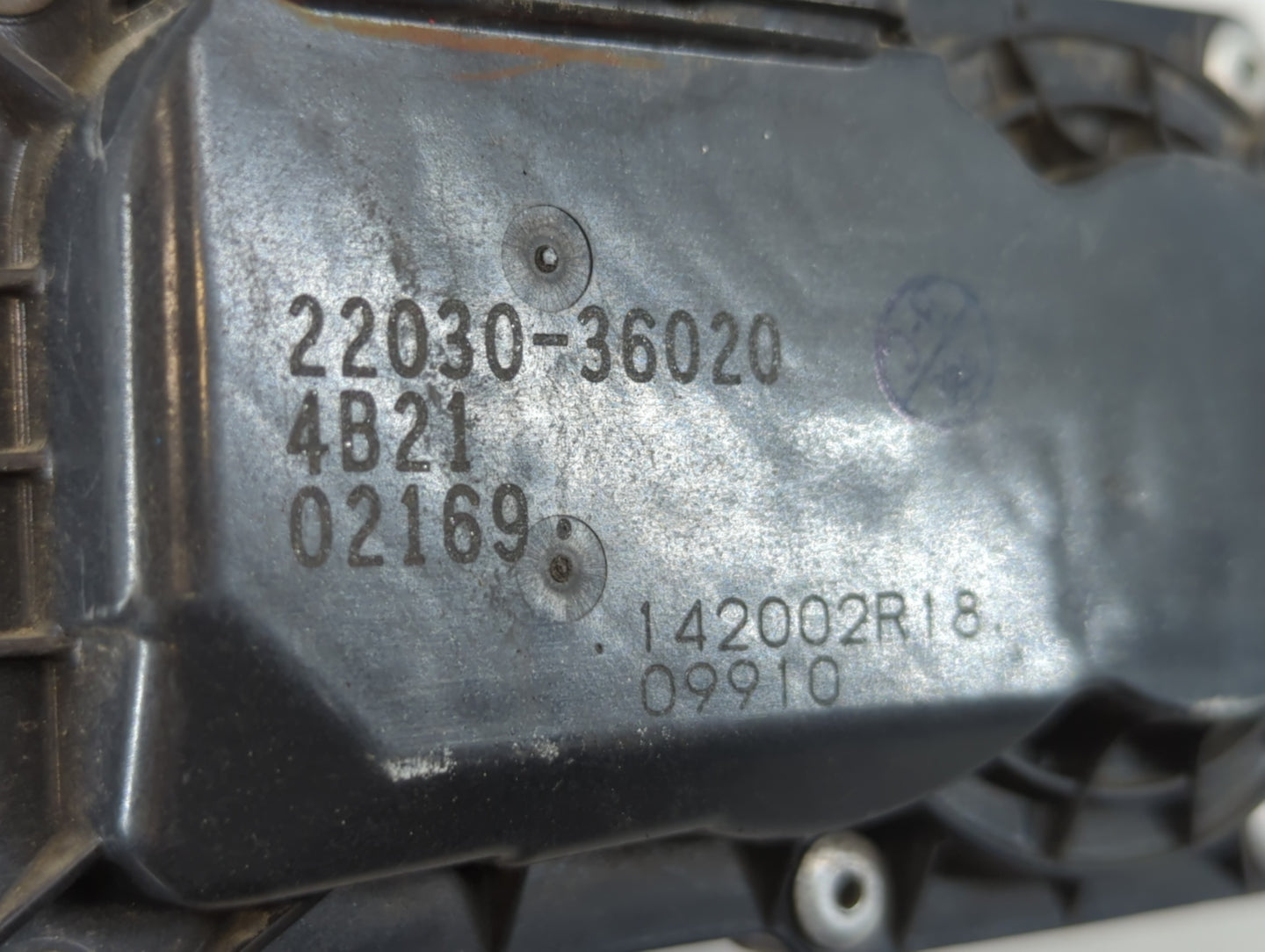 2013-2018 Lexus Es300h Throttle Body P/N:22030-36020 Fits Fits 2012 2013 2014 2015 2016 2017 2018 2019 2020 2021 OEM Used Au