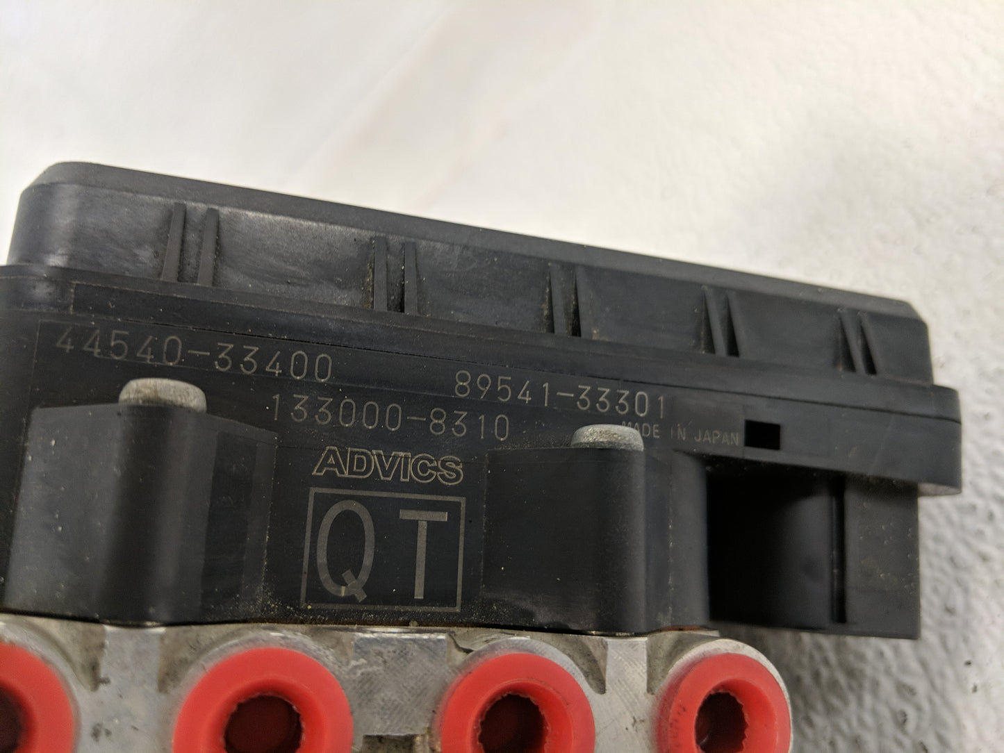 2014-2015 Lexus Es350 ABS Pump Control Module Replacement P/N:44540-33400 Fits Fits 2014 2015 OEM Used Auto Parts - Oemuseda