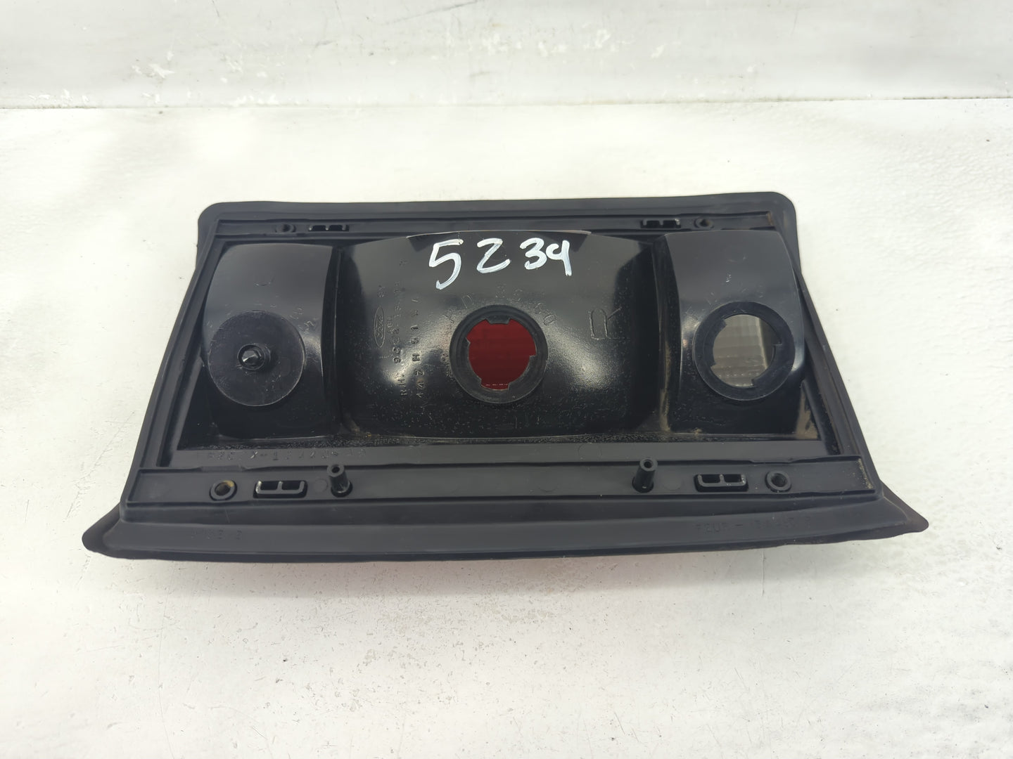 2014 Lexus Es350 Tail Light Assembly Passenger Right OEM P/N:9C24-13404-AC Fits OEM Used Auto Parts - Oemusedautoparts1.com