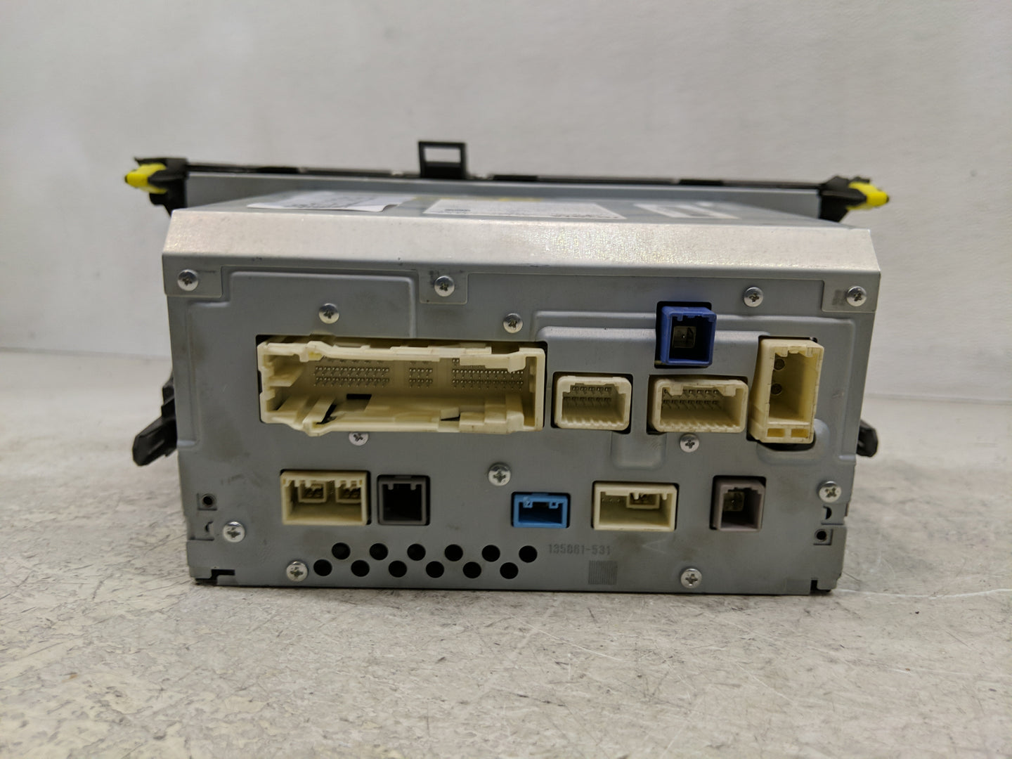 2014 Lexus Es350 Radio AM FM Cd Player Receiver Replacement P/N:8613033450 Fits OEM Used Auto Parts - Oemusedautoparts1.com