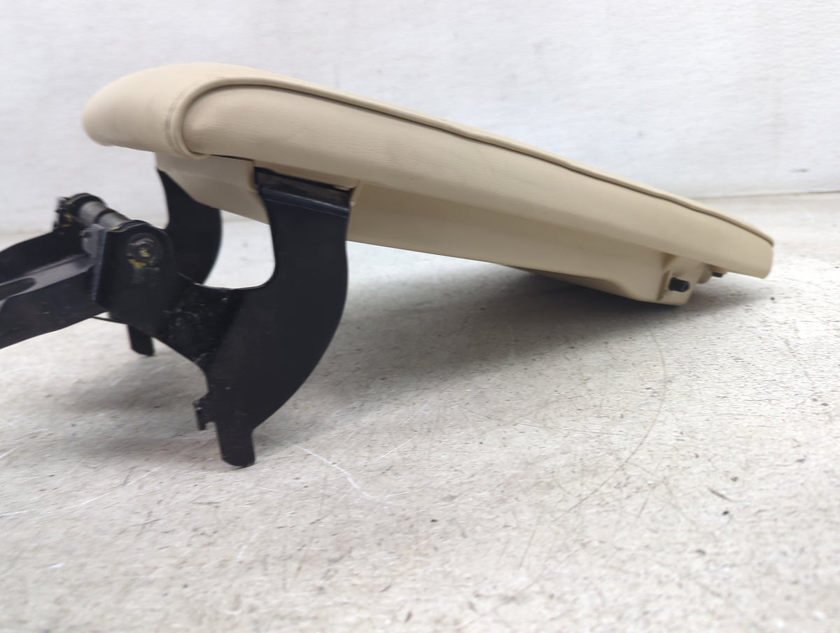 2014 Lexus Es350 Center Console Armrest Cover Lid Fits OEM Used Auto Parts - Oemusedautoparts1.com