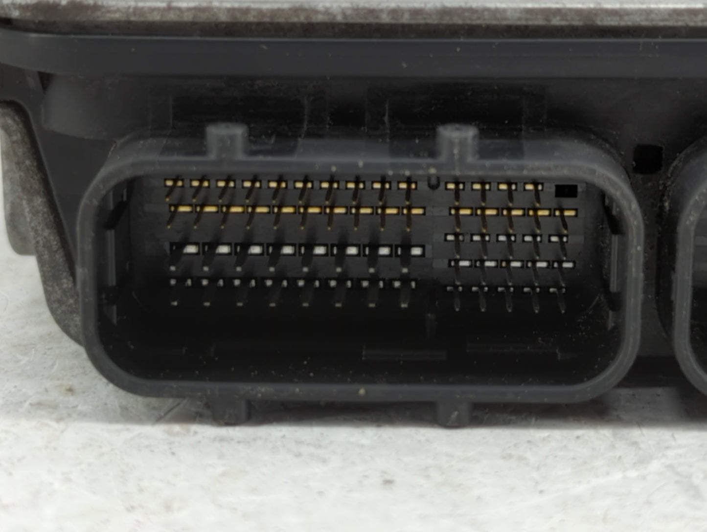 2013-2014 Lexus Es350 PCM Engine Control Computer ECU ECM PCU OEM P/N:89661-33M70 89661-33M71 Fits Fits 2013 2014 OEM Used A