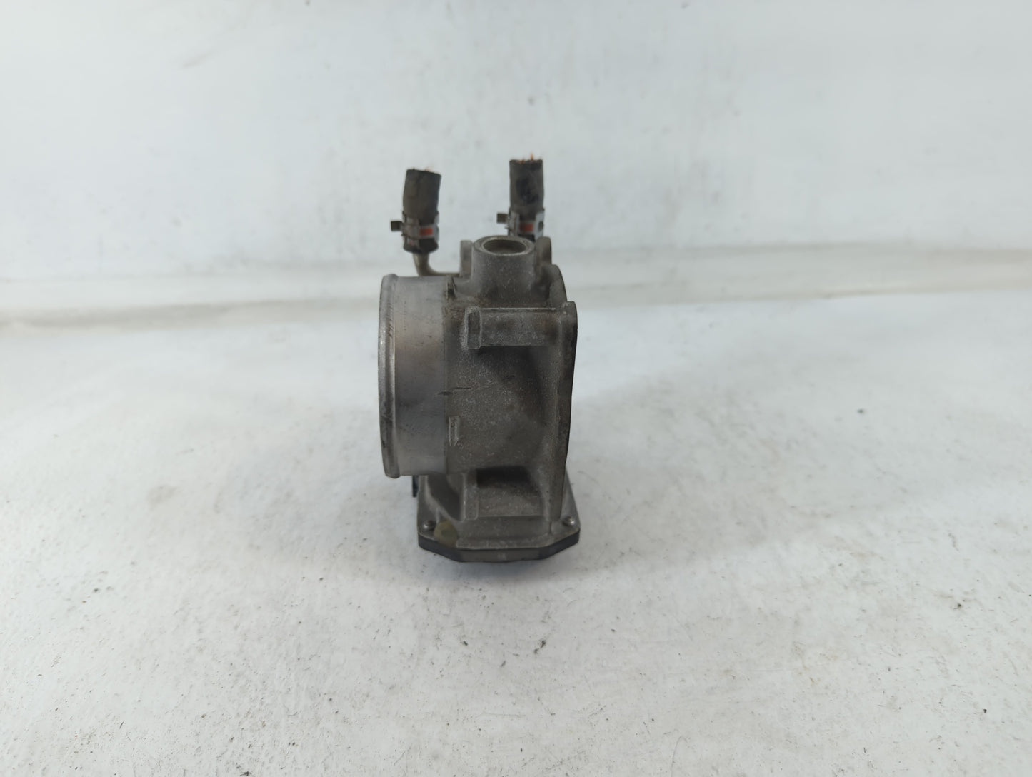 2007-2018 Lexus Es350 Throttle Body P/N:22030-0P050 Fits OEM Used Auto Parts - Oemusedautoparts1.com