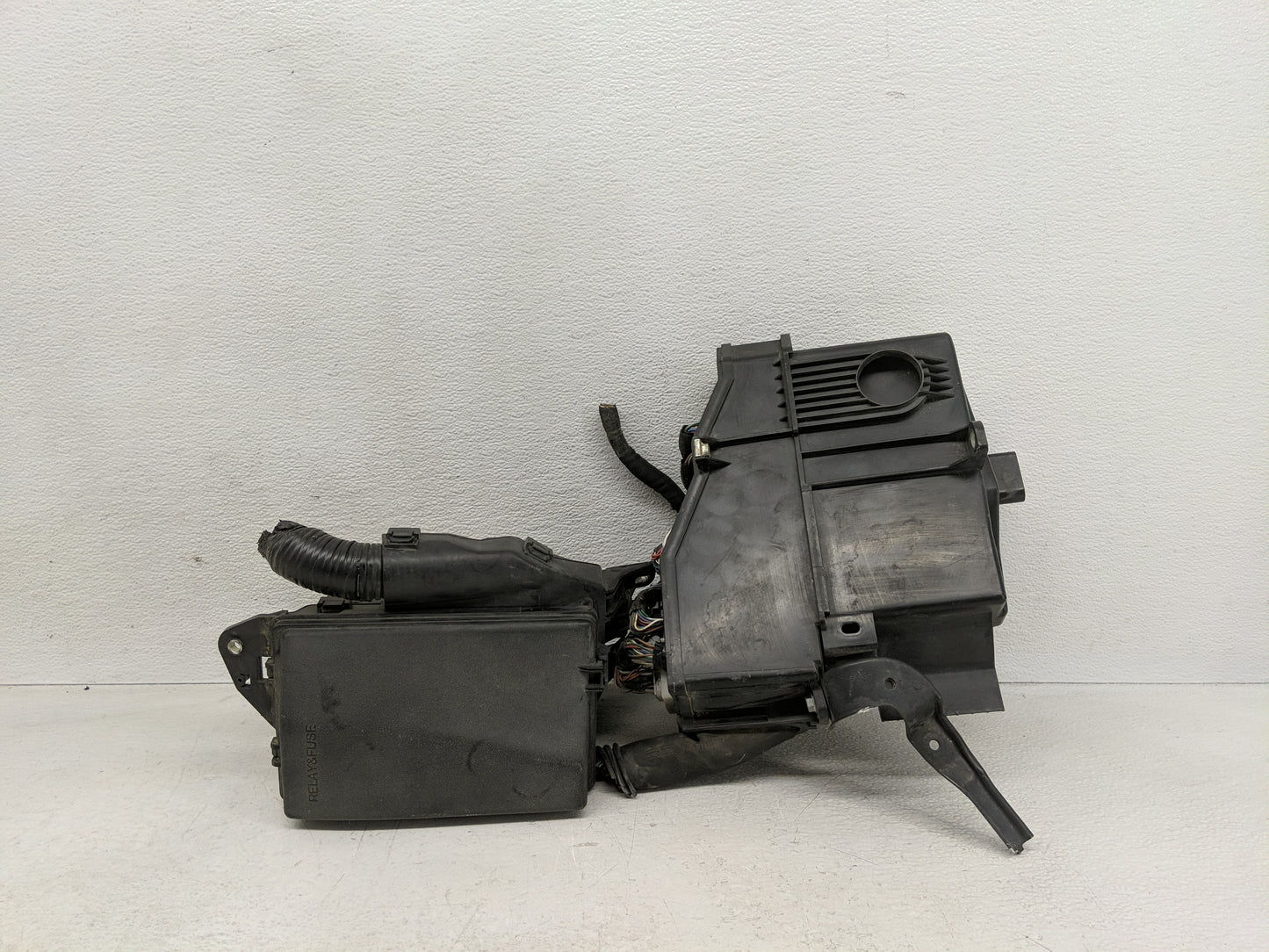 2014-2015 Lexus Is250 Fusebox Fuse Box Panel Relay Module P/N:82662-53250 Fits Fits 2014 2015 OEM Used Auto Parts - Oemuseda