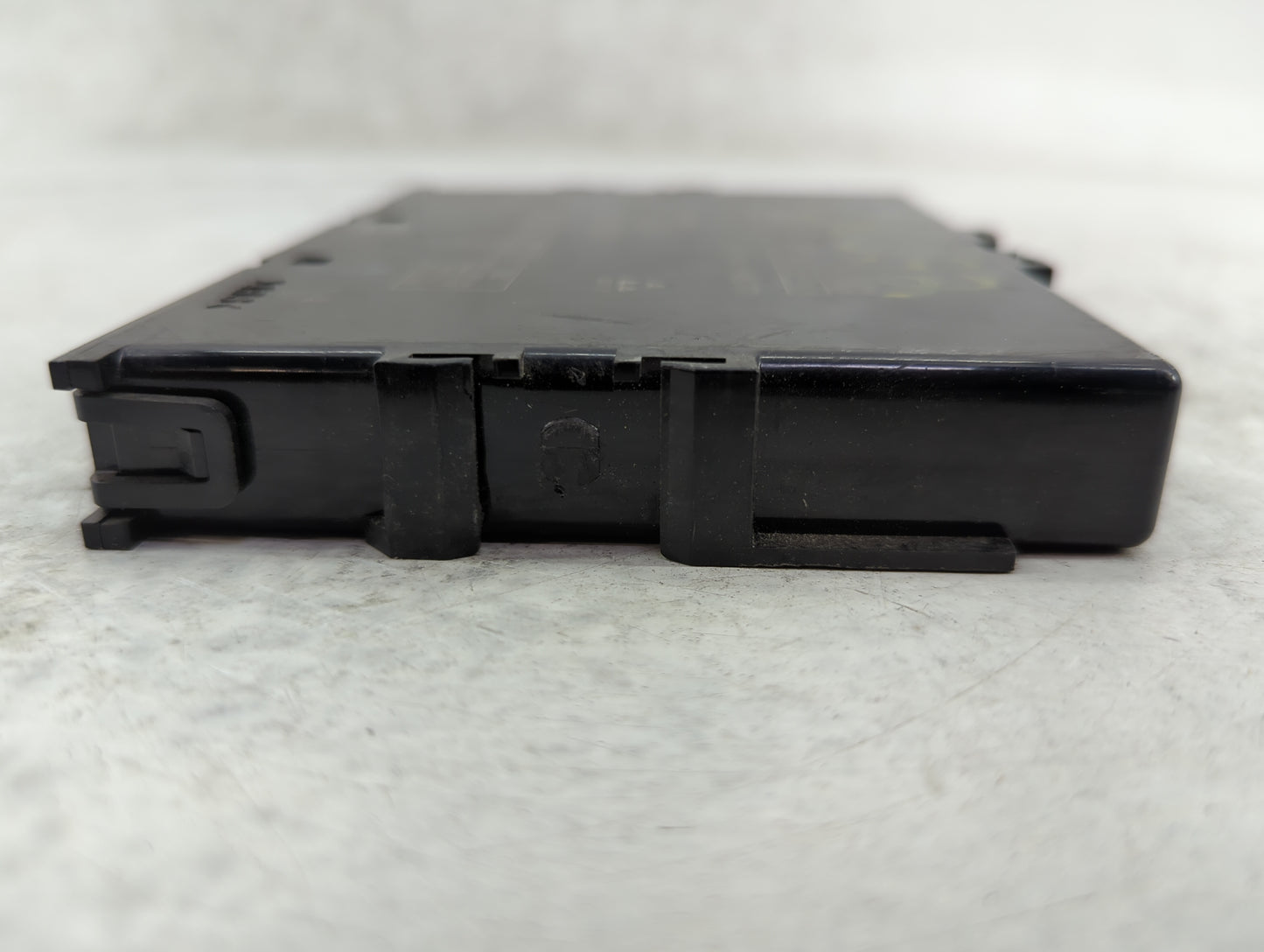 2014-2015 Lexus Is250 Locking Control Module - Oemusedautoparts1.com