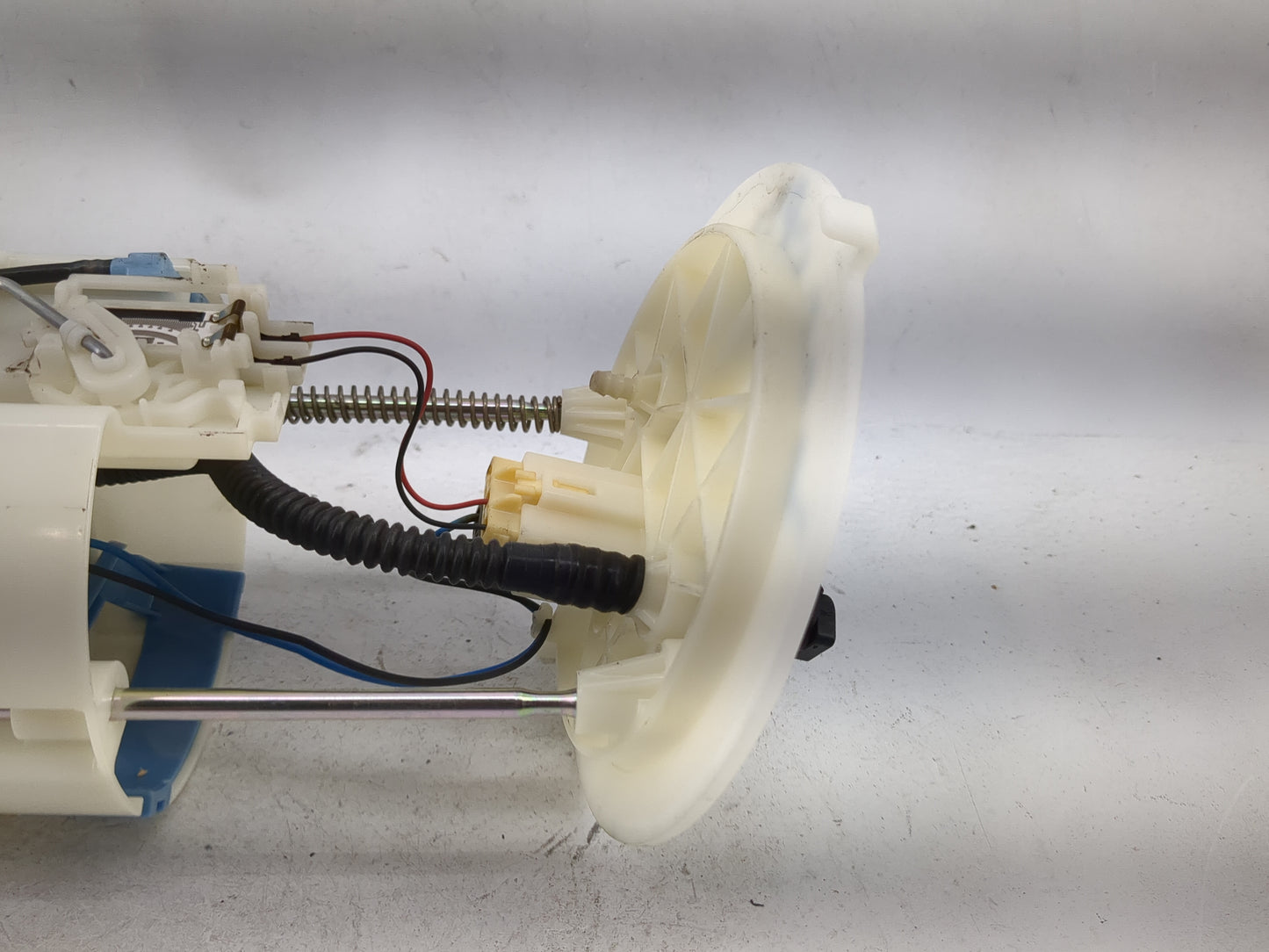2014-2015 Lexus Is250 Electrical Gas Fuel Pump Assembly - Oemusedautoparts1.com
