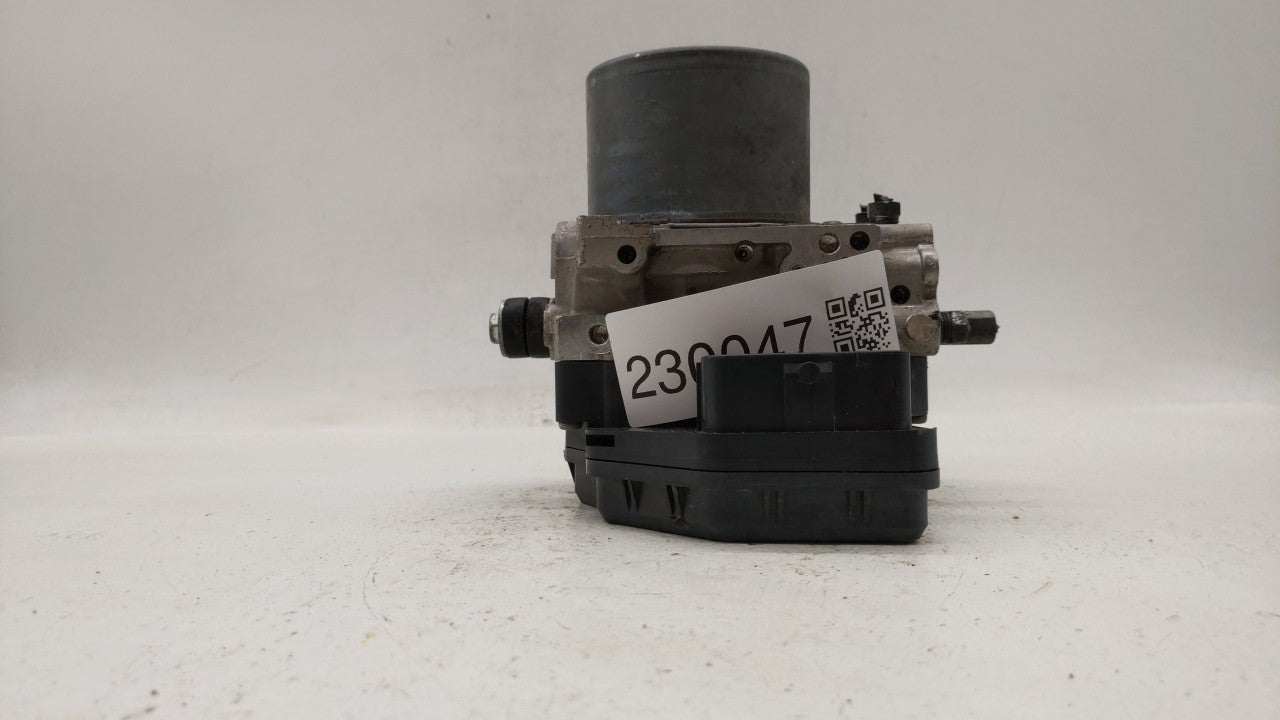 2014-2015 Lexus Is250 ABS Pump Control Module Replacement Fits Fits 2014 2015 OEM Used Auto Parts - Oemusedautoparts1.com