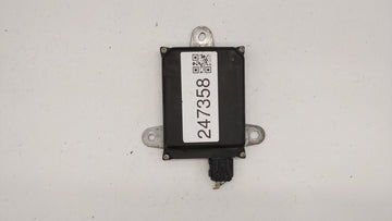 Lexus Is250 Chassis Control Module Ccm Bcm Body Control 88162-07010 - Oemusedautoparts1.com