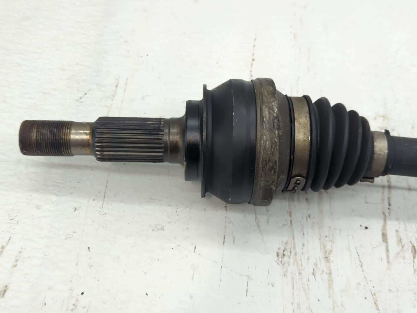 2014-2015 Lexus Is250 Axle Shaft Front Passenger Cv C/v - Oemusedautoparts1.com