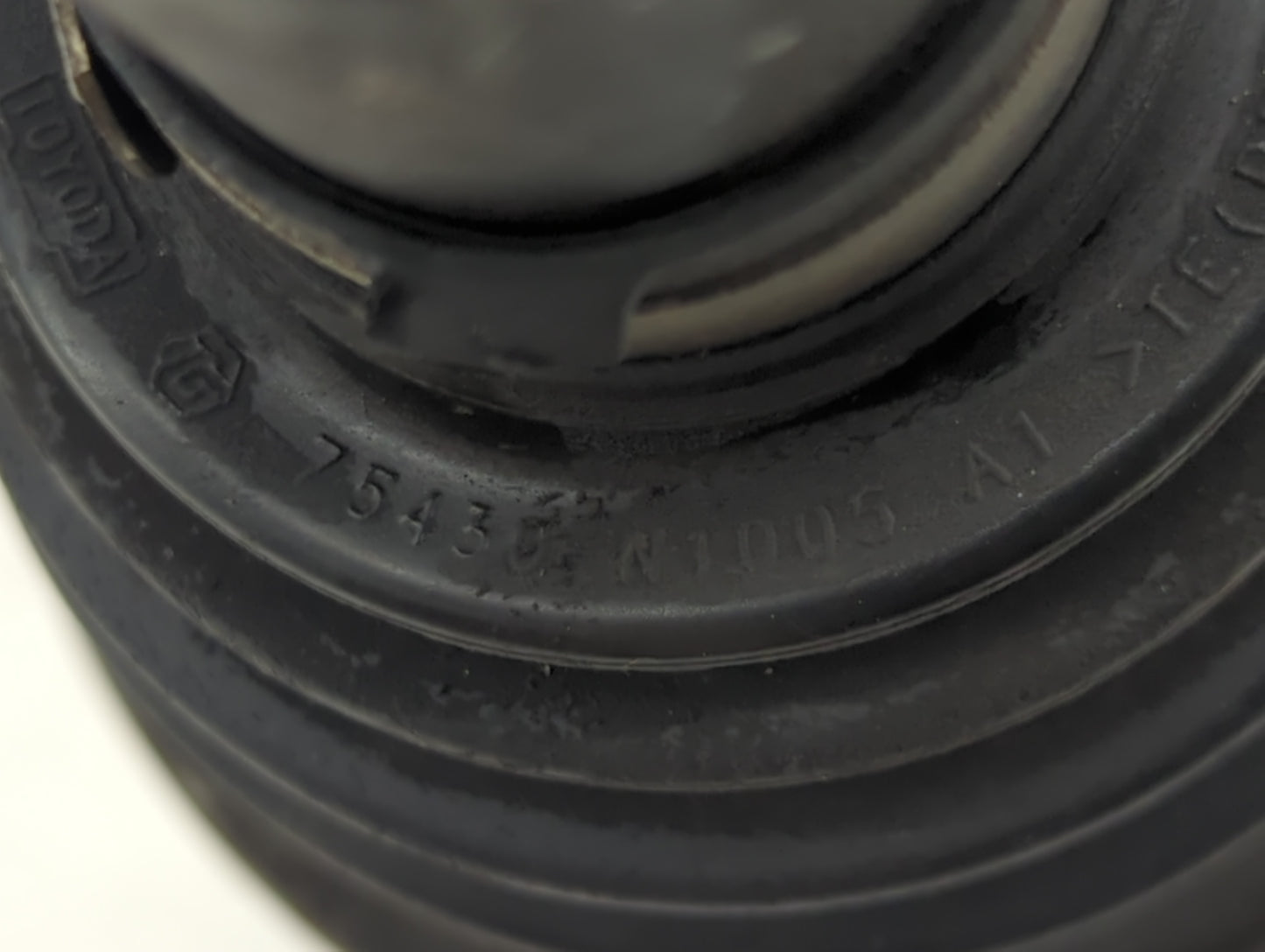 2014-2015 Lexus Is250 Axle Shaft Front Passenger Cv C/v - Oemusedautoparts1.com