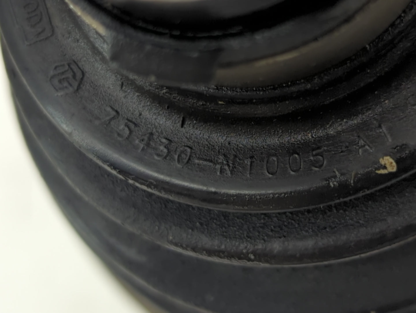 2014-2015 Lexus Is250 Axle Shaft Front Passenger Cv C/v - Oemusedautoparts1.com