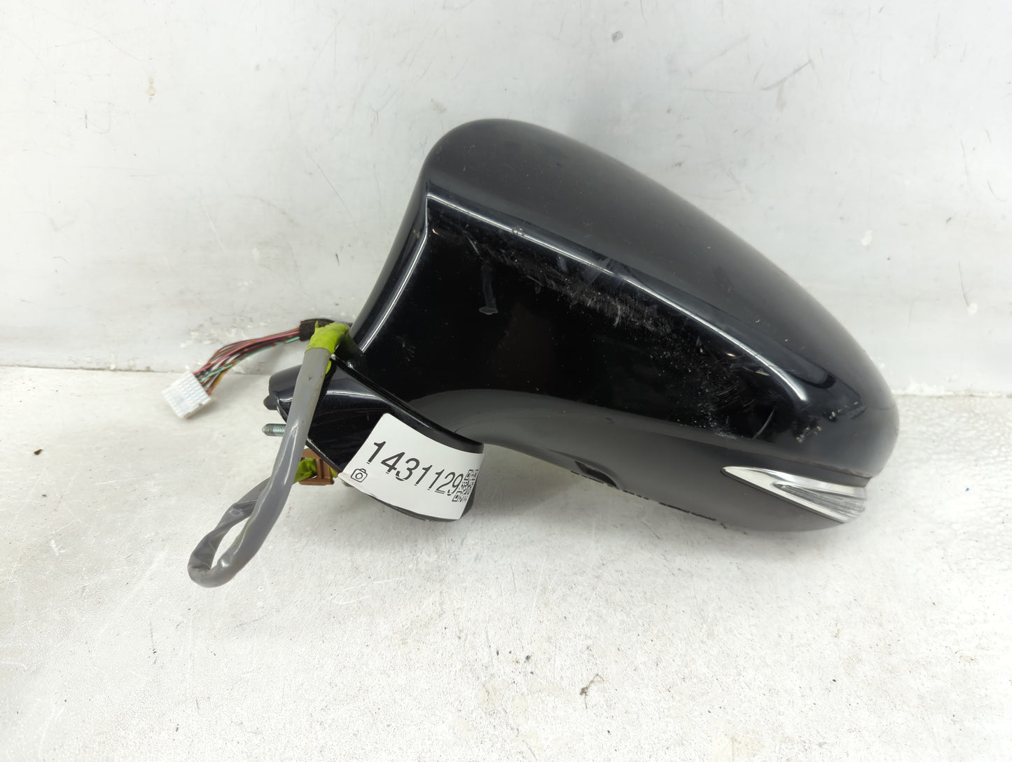 2014-2019 Lexus Is350 Driver Side View Mirror - Left Door Mirror OEM Used - Oemusedautoparts1.com