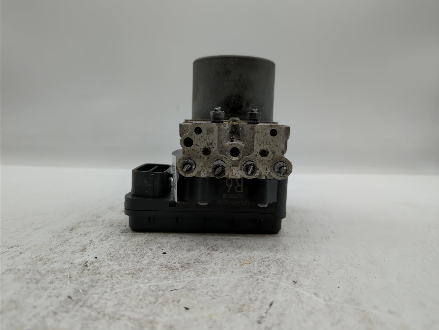 2014 Lexus Is350 ABS Pump Control Module Replacement P/N:44540-53640 Fits Fits 2013 2015 OEM Used Auto Parts - Oemusedautopa