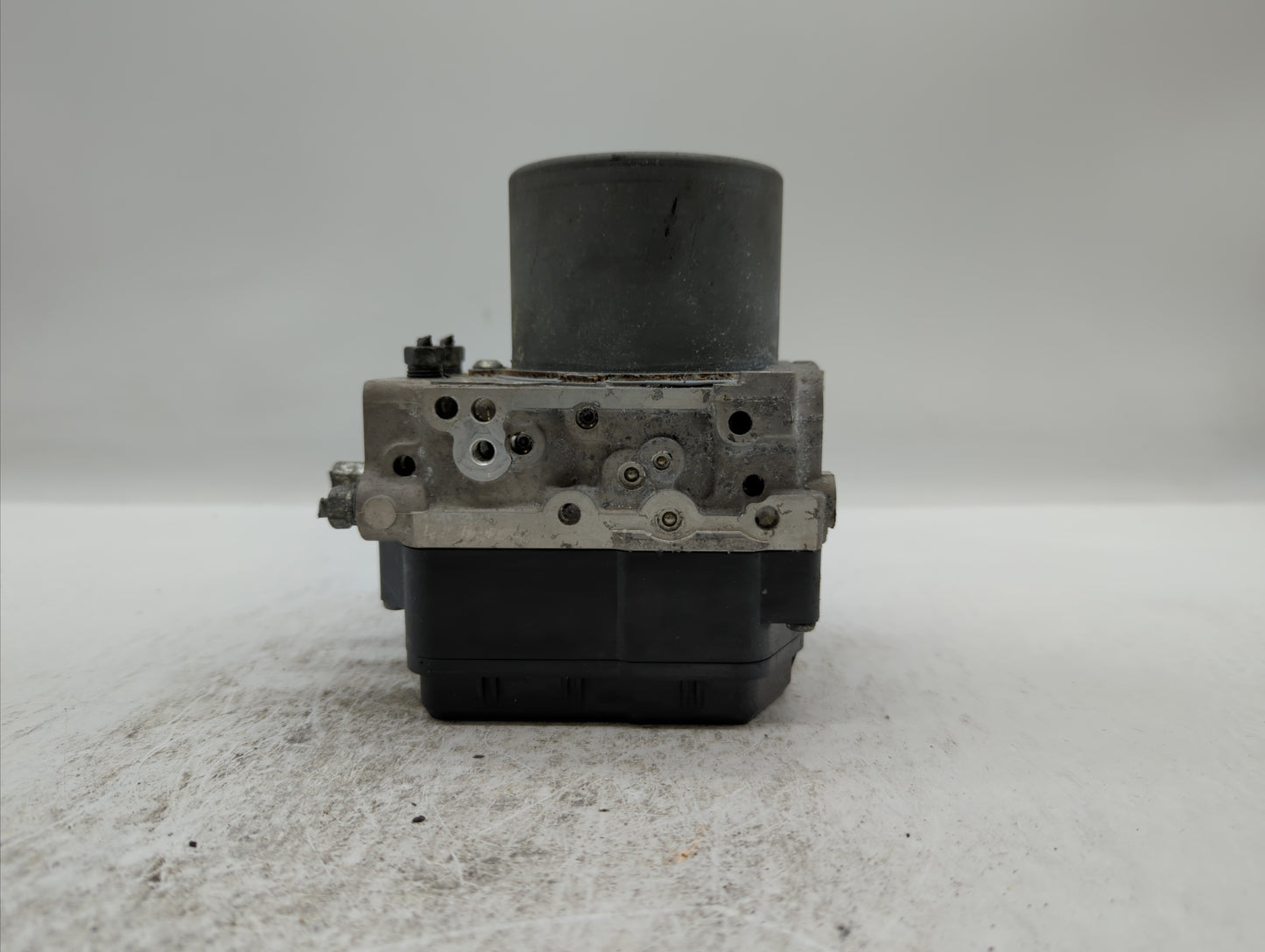 2014 Lexus Is350 ABS Pump Control Module Replacement P/N:44540-53640 Fits Fits 2013 2015 OEM Used Auto Parts - Oemusedautopa