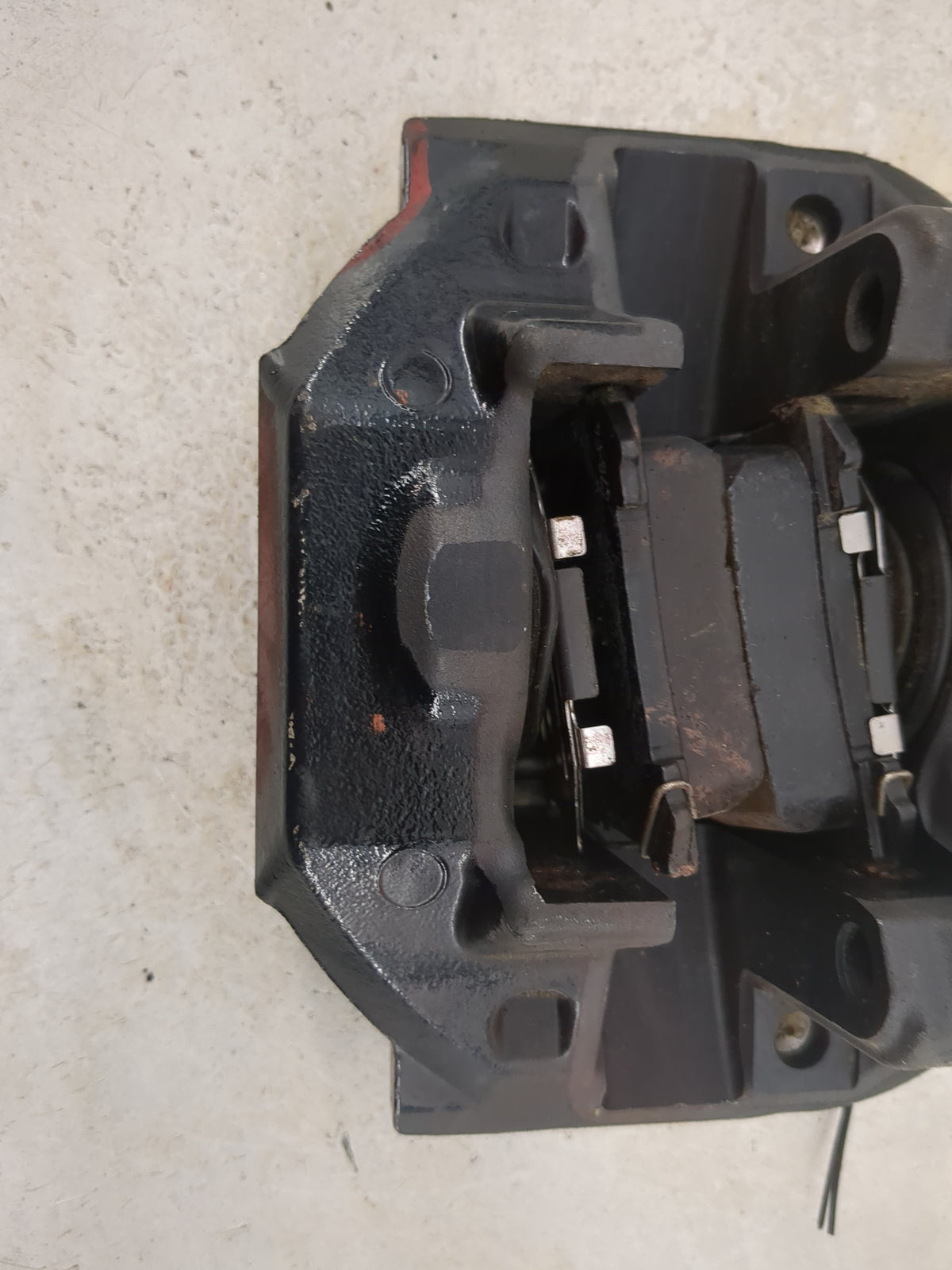 2010-2017 Lexus Ls460 Rear Passenger Right Brake Caliper - Oemusedautoparts1.com