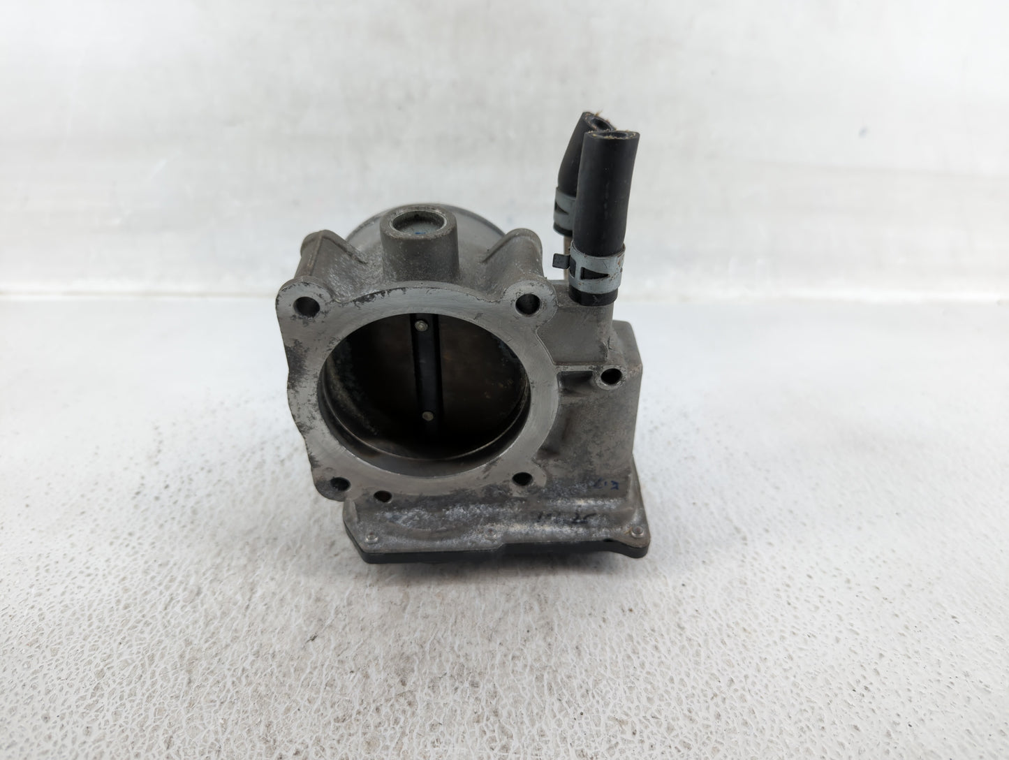 2007-2015 Lexus Rx350 Throttle Body P/N:22030-0P050 Fits OEM Used Auto Parts - Oemusedautoparts1.com