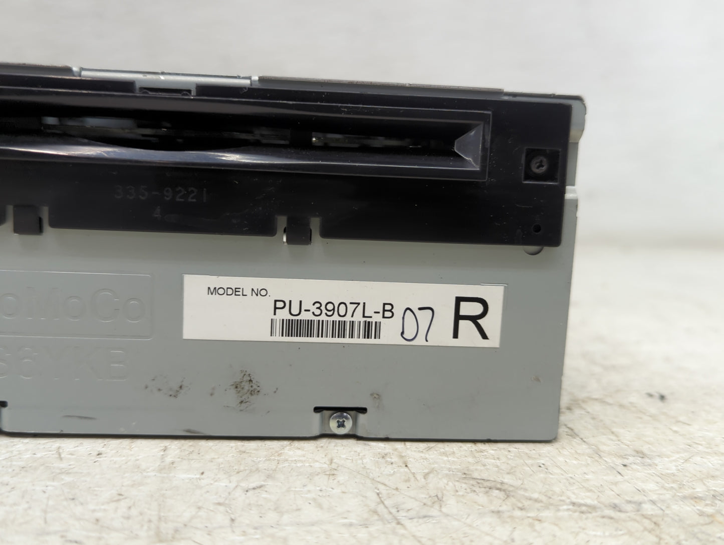 2014 Lincoln Mkc Radio AM FM Cd Player Receiver Replacement P/N:ET4T-19C107-MA Fits Fits 2015 OEM Used Auto Parts - Oemuseda