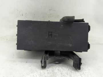 2013-2016 Lincoln Mks Fusebox Fuse Box Panel Relay Module P/N:DG1T-14A003-BA Fits Fits 2013 2014 2015 2016 OEM Used Auto Par