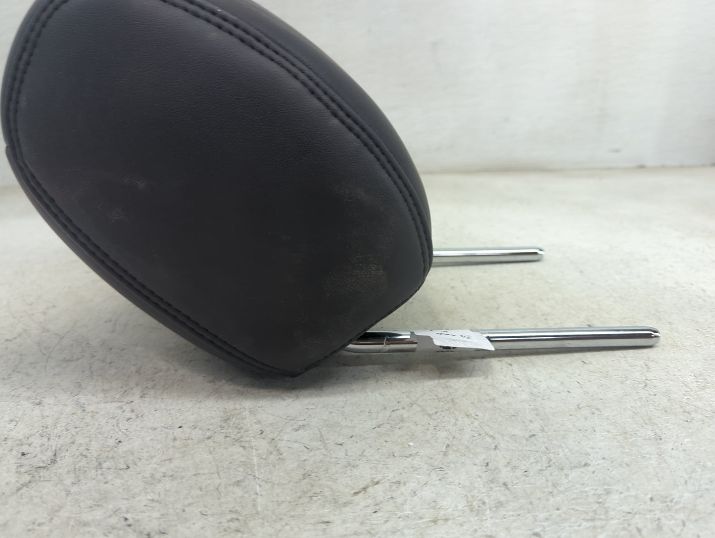 2013-2016 Lincoln Mks Headrest Head Rest Front Driver Seat Black - Oemusedautoparts1.com