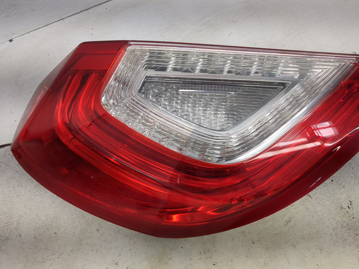 2013-2016 Lincoln Mks Tail Light Assembly Driver Left OEM P/N:DA53-13B505-A FZG6A Fits Fits 2013 2014 2015 2016 OEM Used Aut