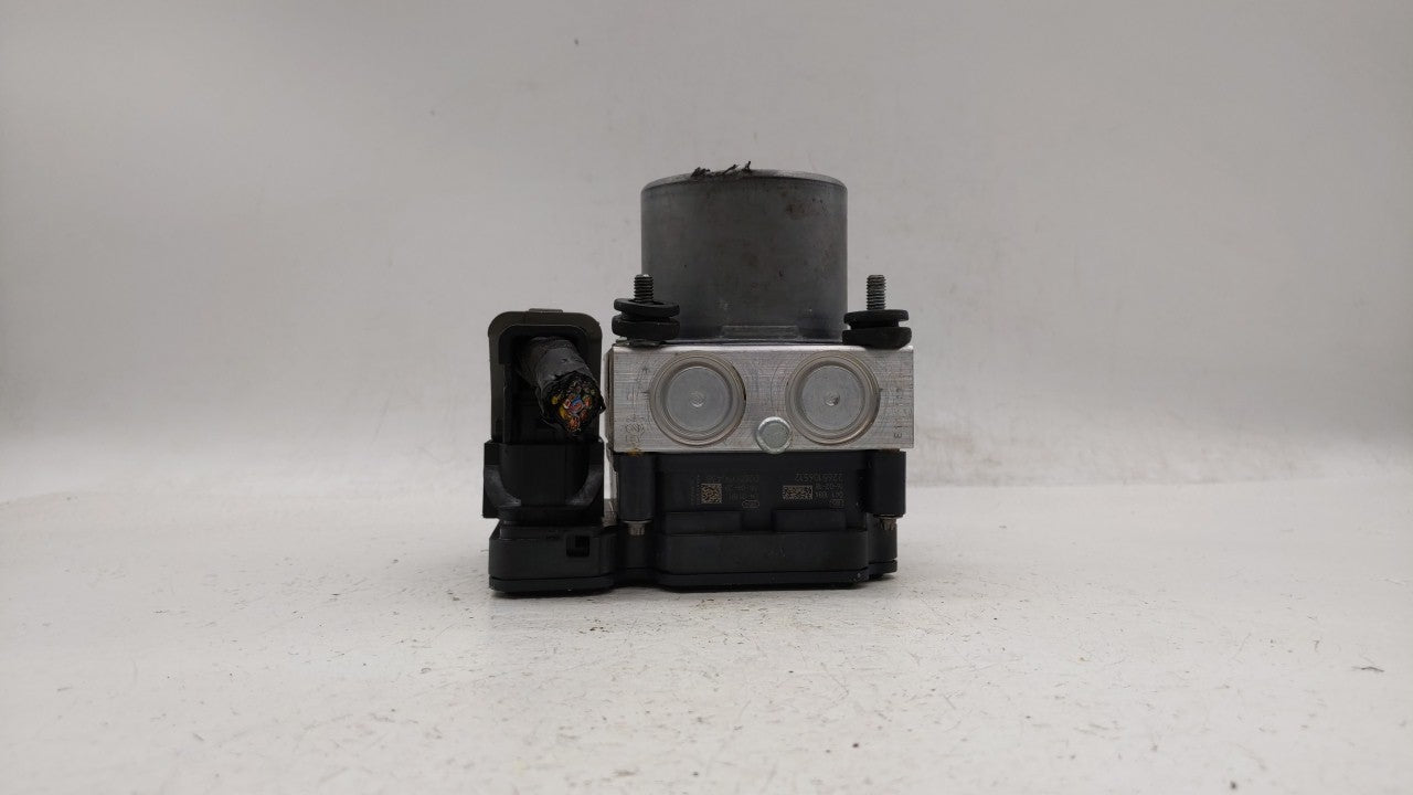 2014-2016 Lincoln Mks ABS Pump Control Module Replacement P/N:FG13-2C405-A DG13-2C405-BA Fits Fits 2014 2015 2016 2017 2018 